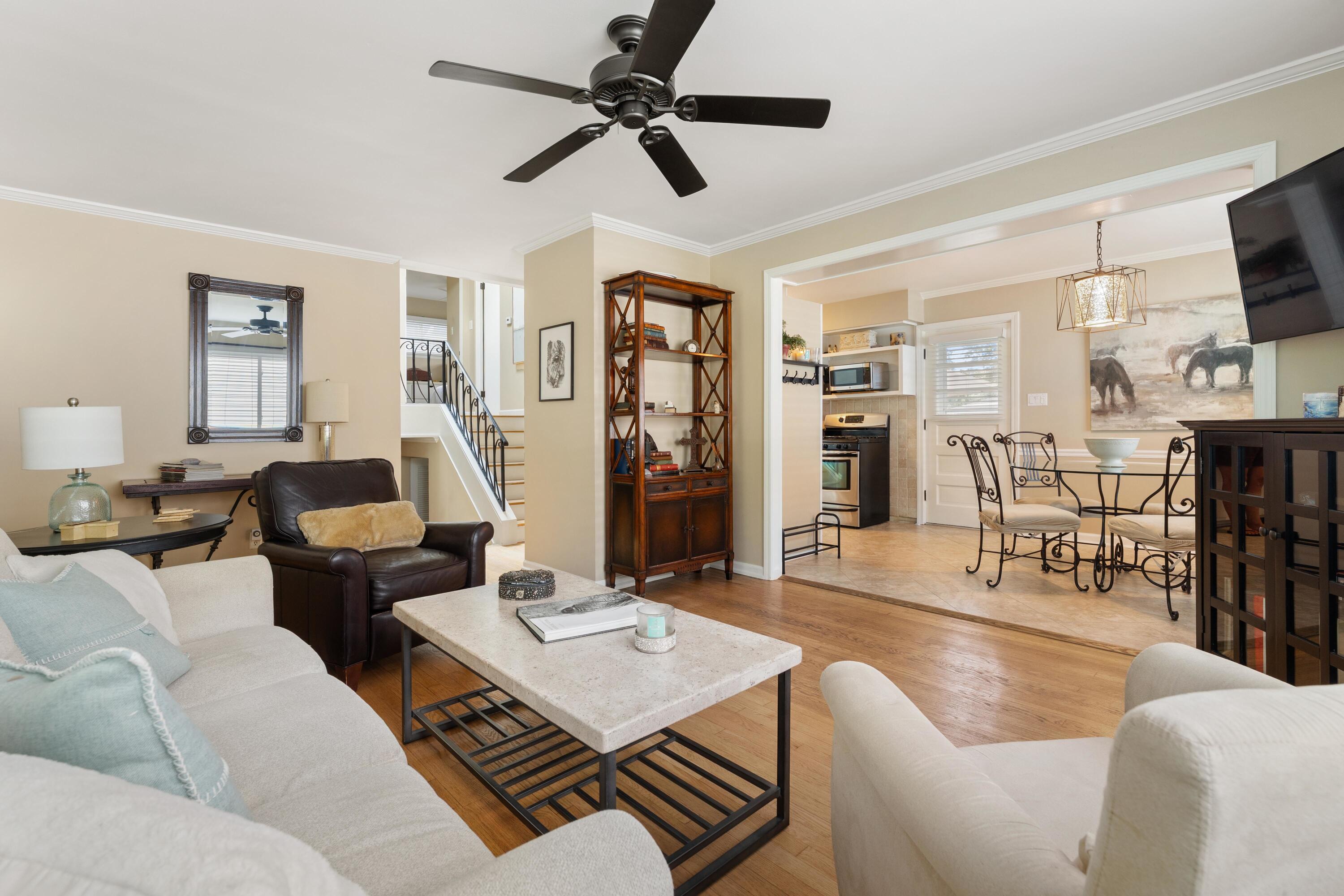 8134 Columbia Avenue, Munster, IN 46321; Image #8