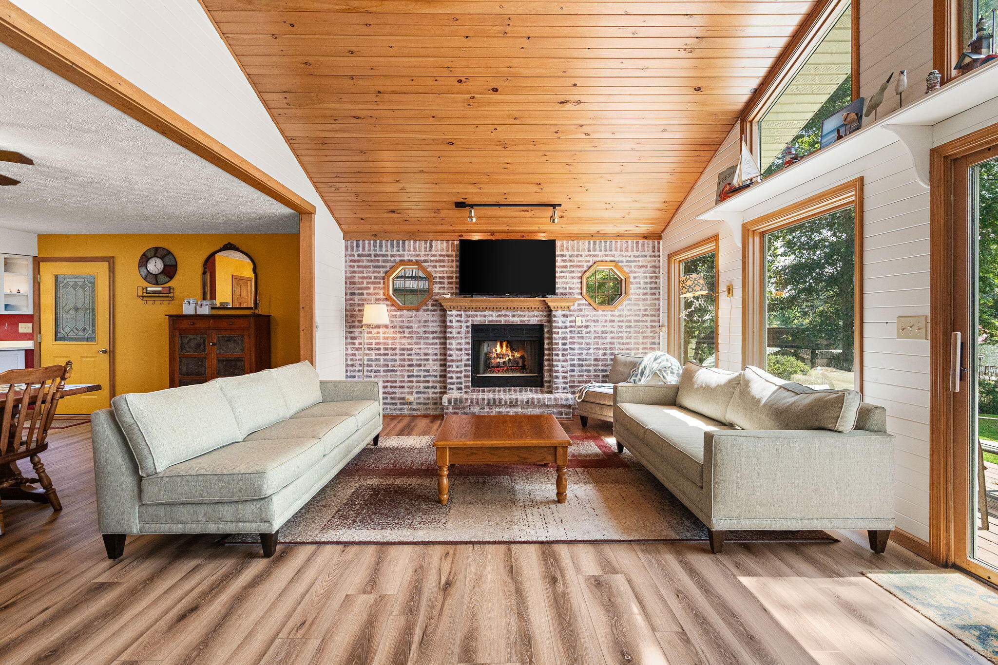 5939 N Stahl Road, Monon, IN 47959; Image #5