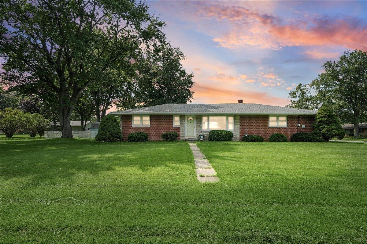 3605 Sunset Drive, Valparaiso, IN 46383; Image #2