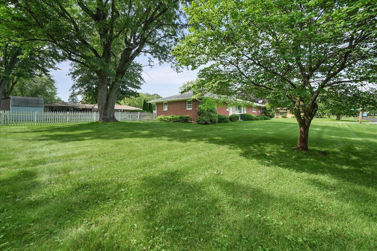 3605 Sunset Drive, Valparaiso, IN 46383; Image #27