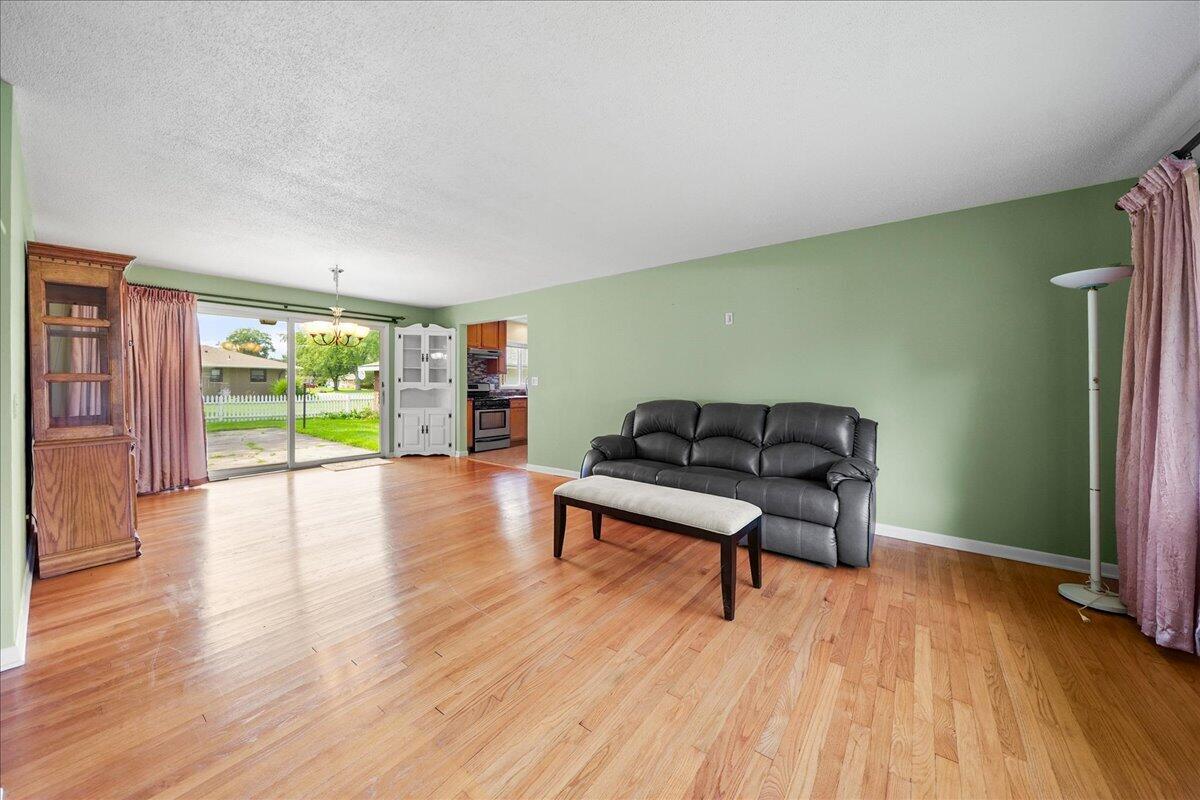3605 Sunset Drive, Valparaiso, IN 46383; Image #4