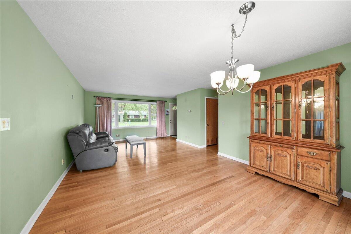 3605 Sunset Drive, Valparaiso, IN 46383; Image #6