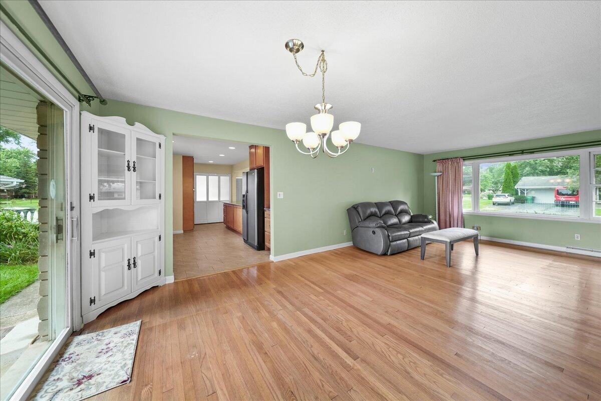 3605 Sunset Drive, Valparaiso, IN 46383; Image #7