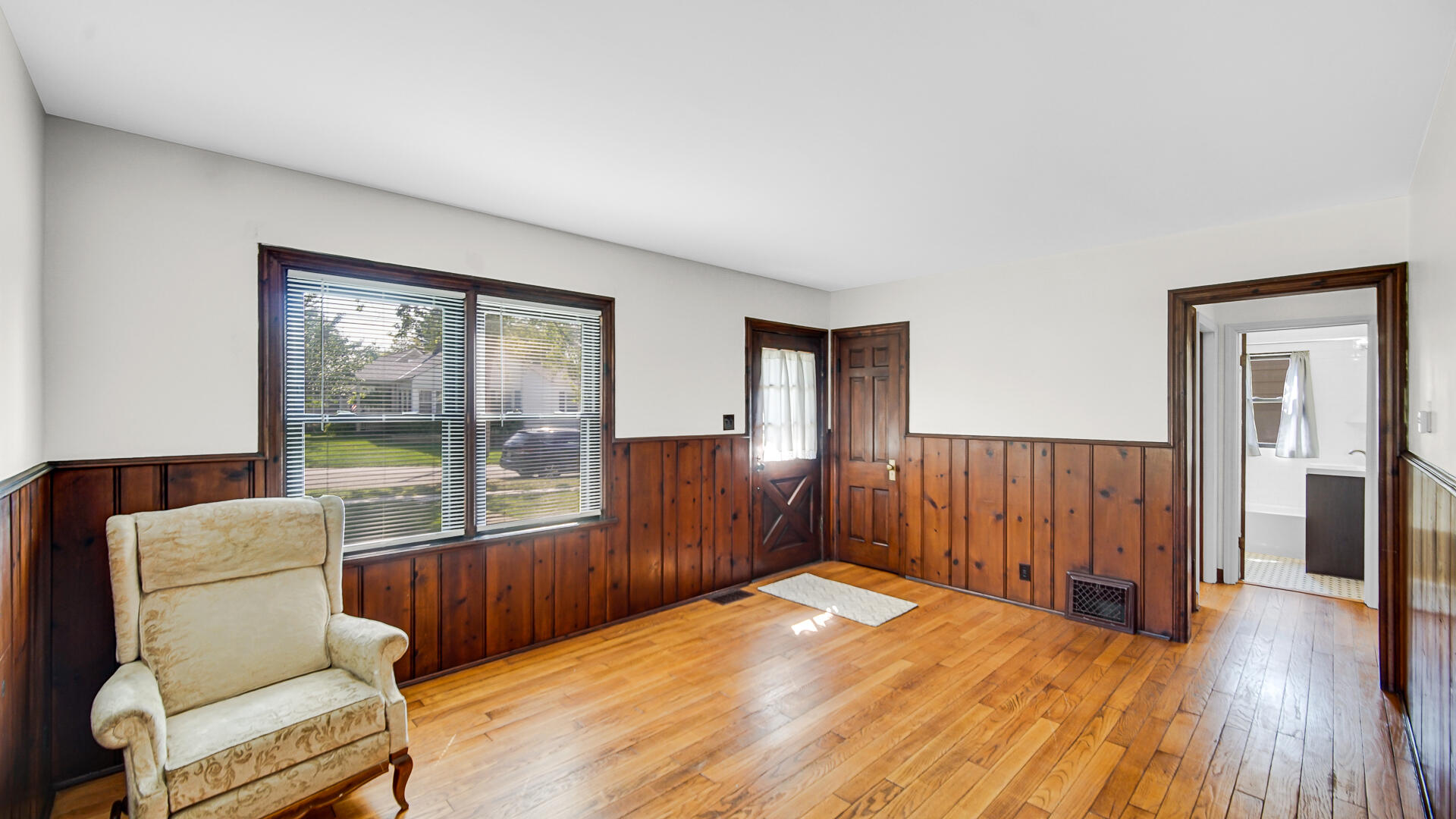 613 Madison Street, Valparaiso, IN 46385; Image #14