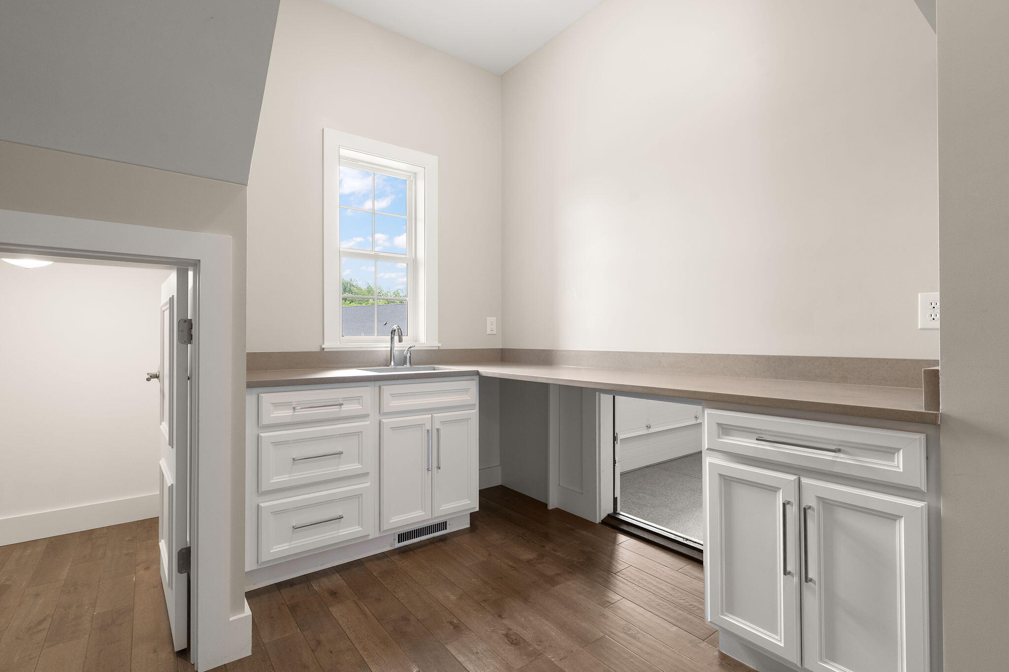 326 W Houghton Drive, Valparaiso, IN 46385; Image #19