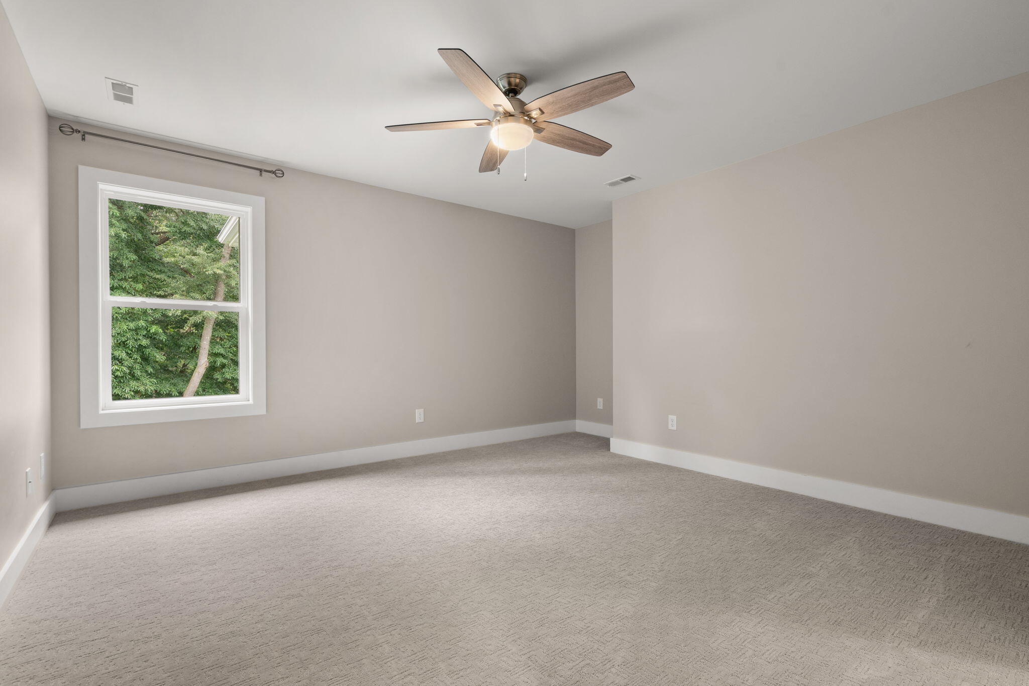 326 W Houghton Drive, Valparaiso, IN 46385; Image #33