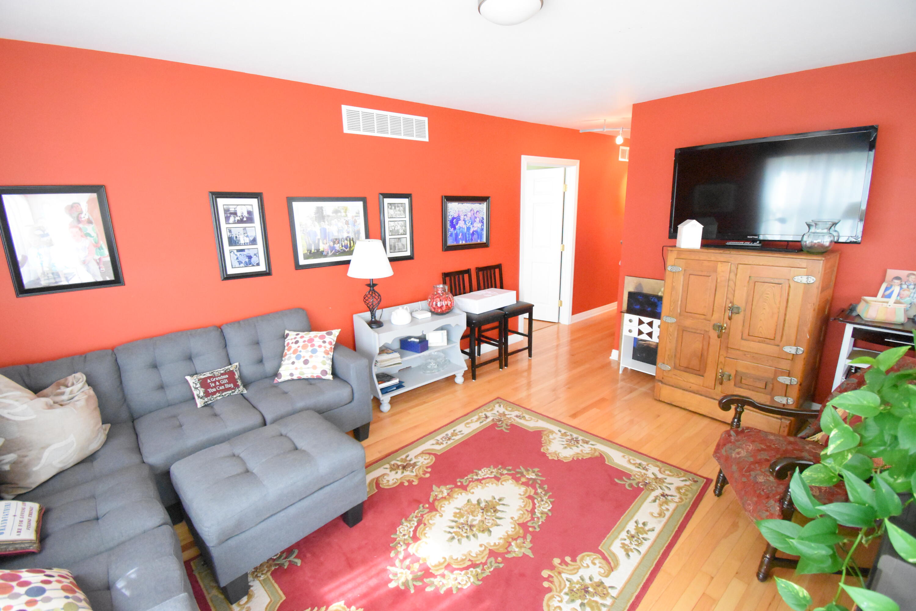 413 N Weston Street, Rensselaer, IN 47978; Image #4