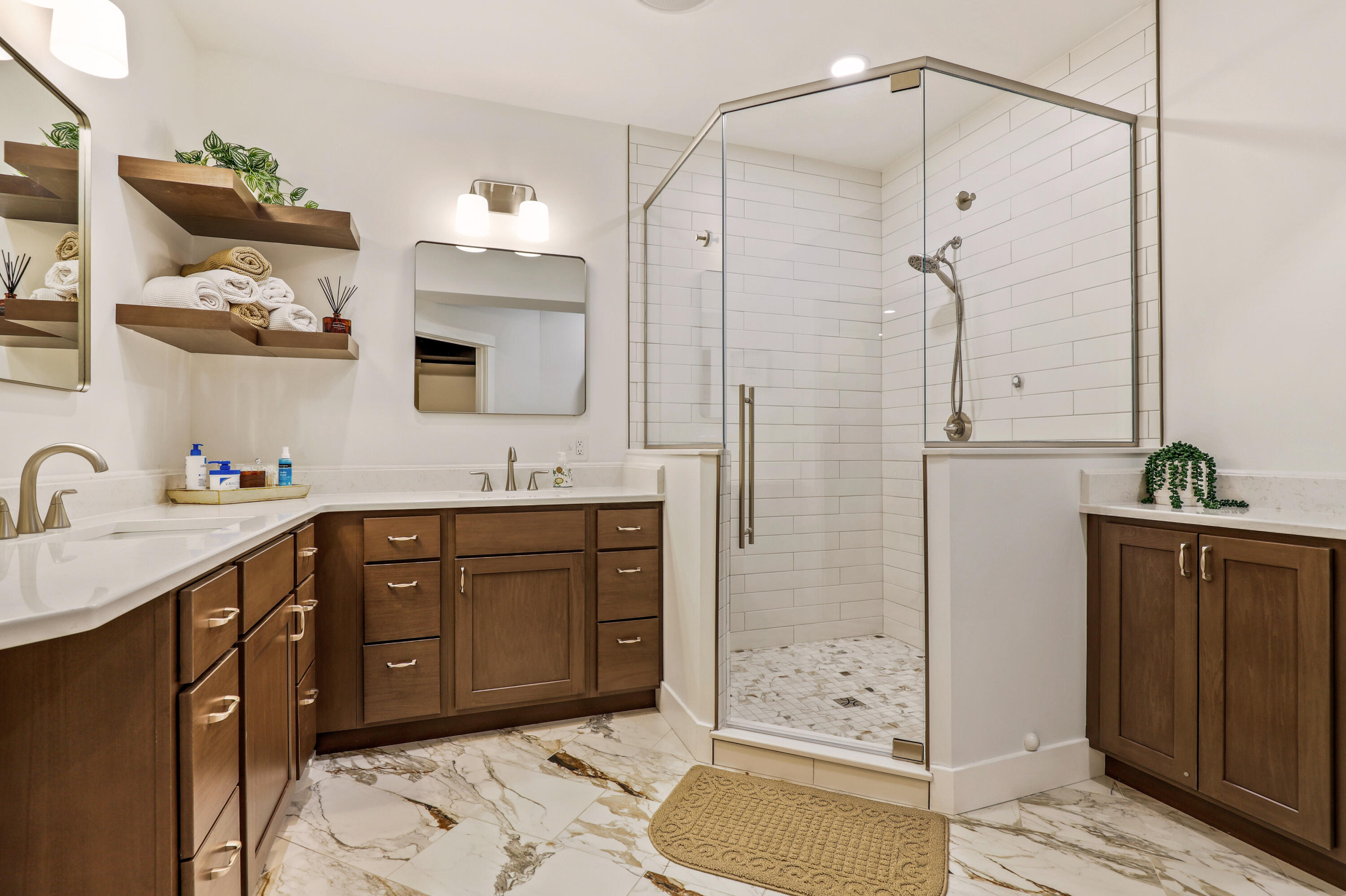 410 E 665 N, Valparaiso, IN 46383; Image #51