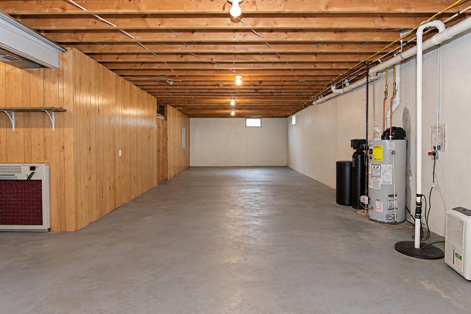 3216 W Greenbriar Lane, La Porte, IN 46350; Image #26