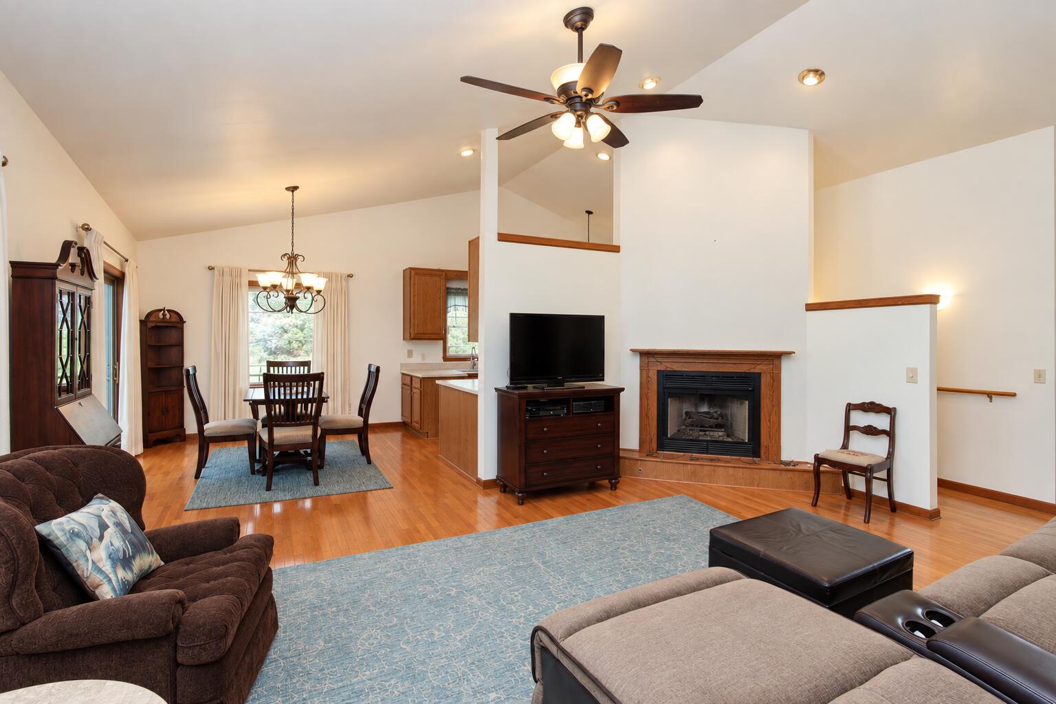 3216 W Greenbriar Lane, La Porte, IN 46350; Image #6