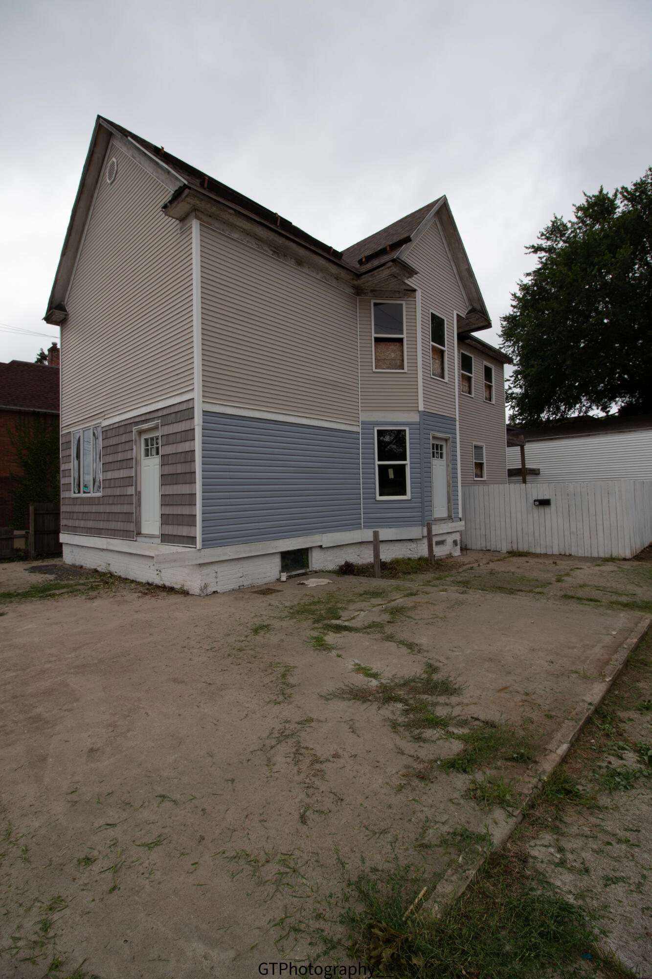 Prev Image