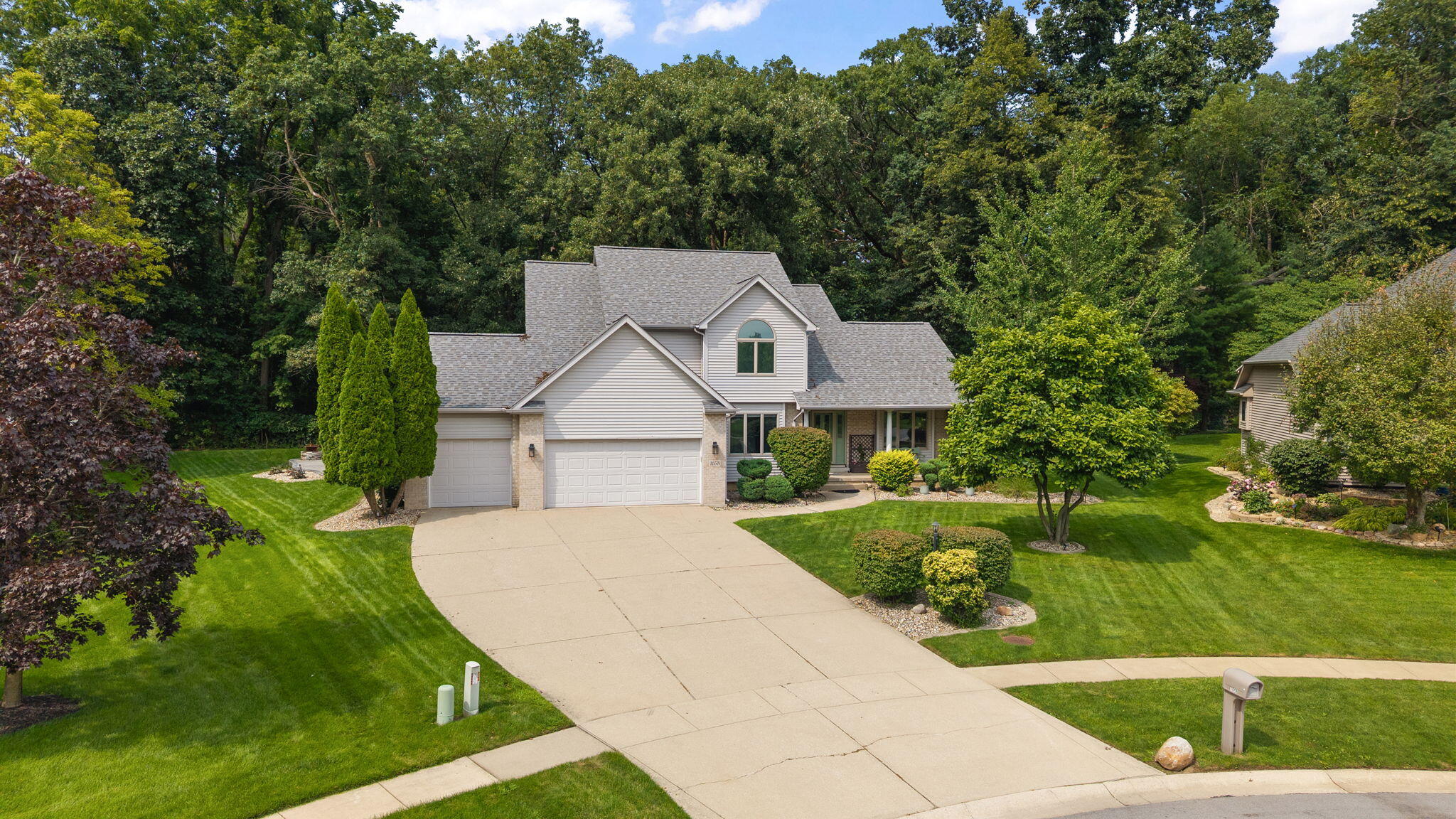 1658 Blue Heron Drive, Valparaiso, IN 46385; Image #2