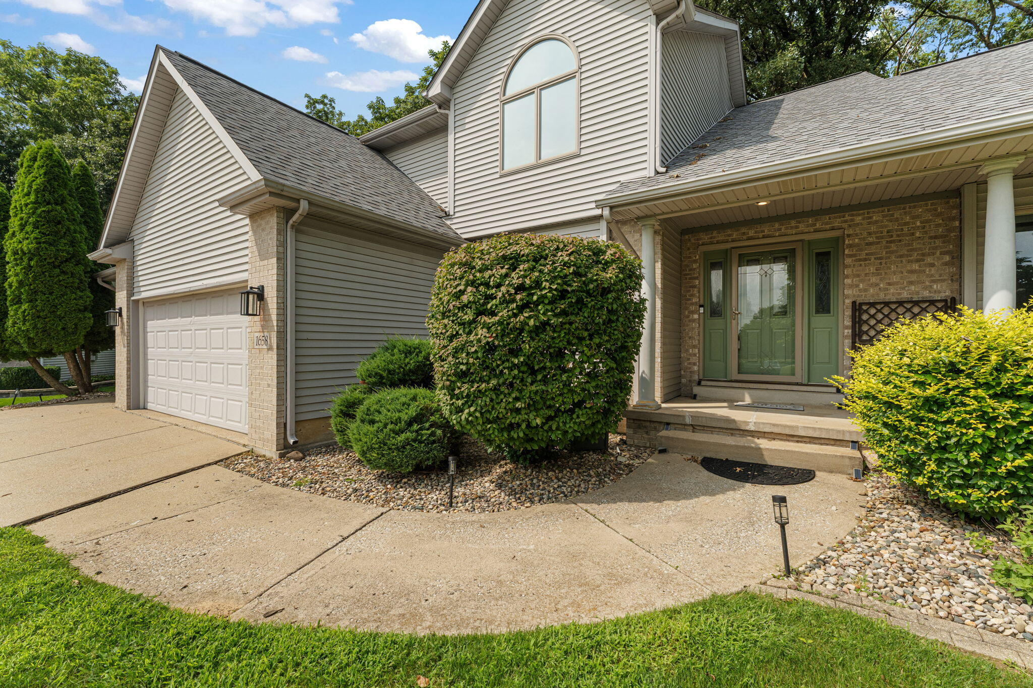 1658 Blue Heron Drive, Valparaiso, IN 46385; Image #3