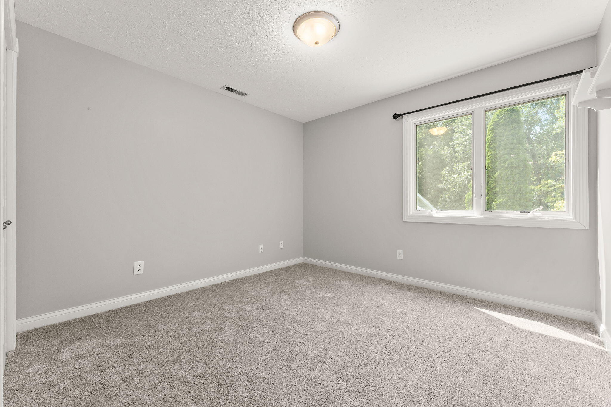 1658 Blue Heron Drive, Valparaiso, IN 46385; Image #34
