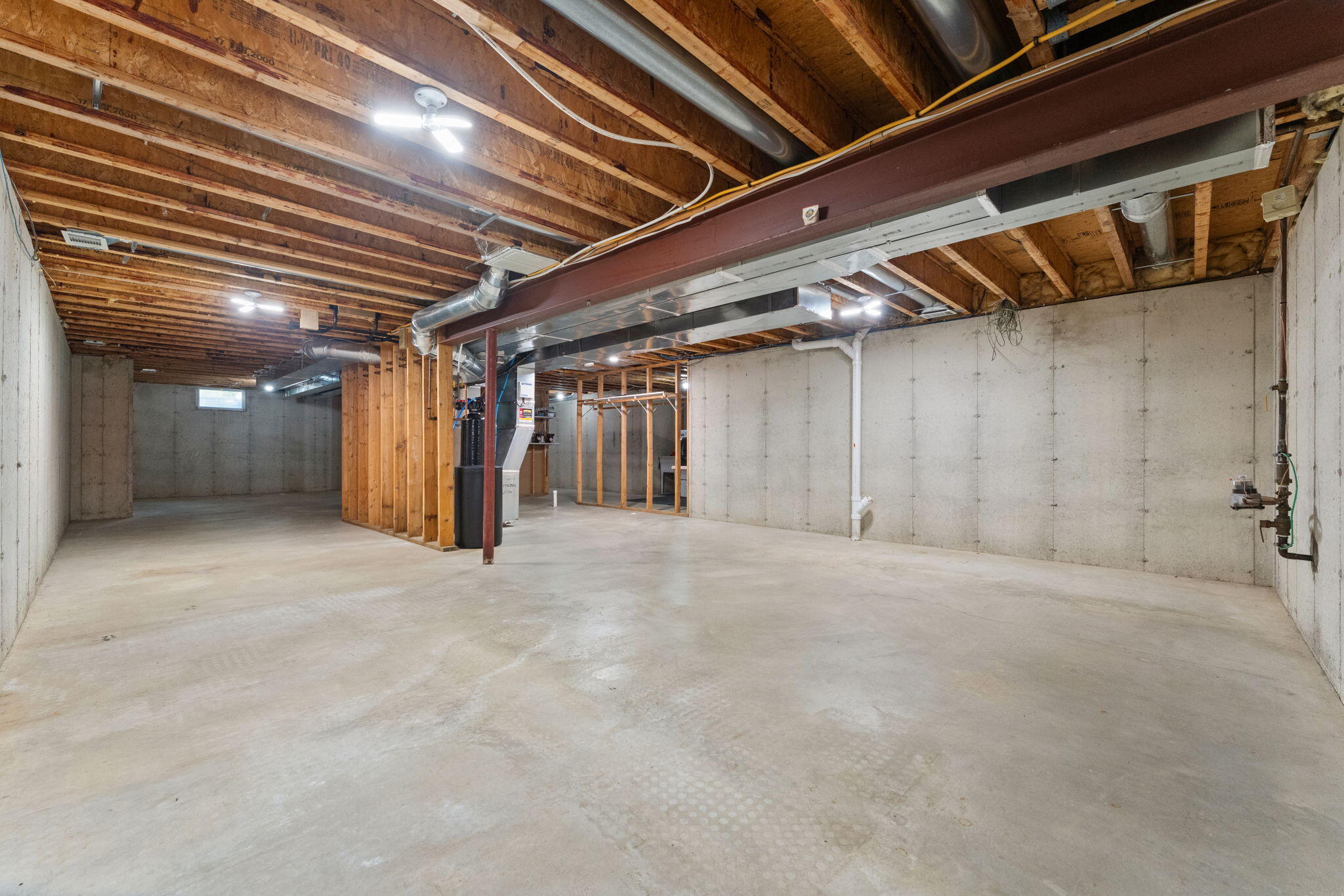 1658 Blue Heron Drive, Valparaiso, IN 46385; Image #40