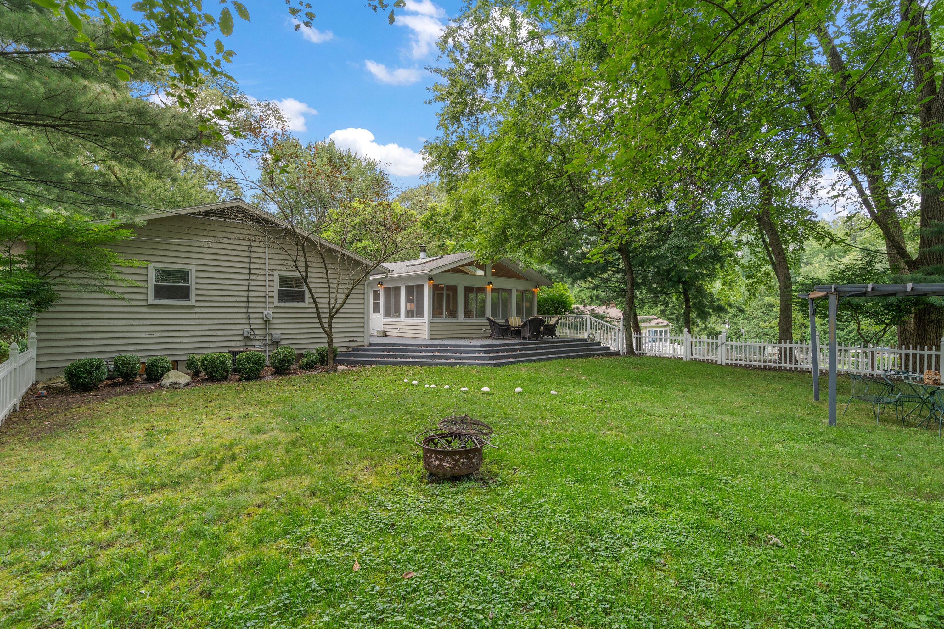 331 Oakland Drive, Michigan City, IN 46360; Image #27