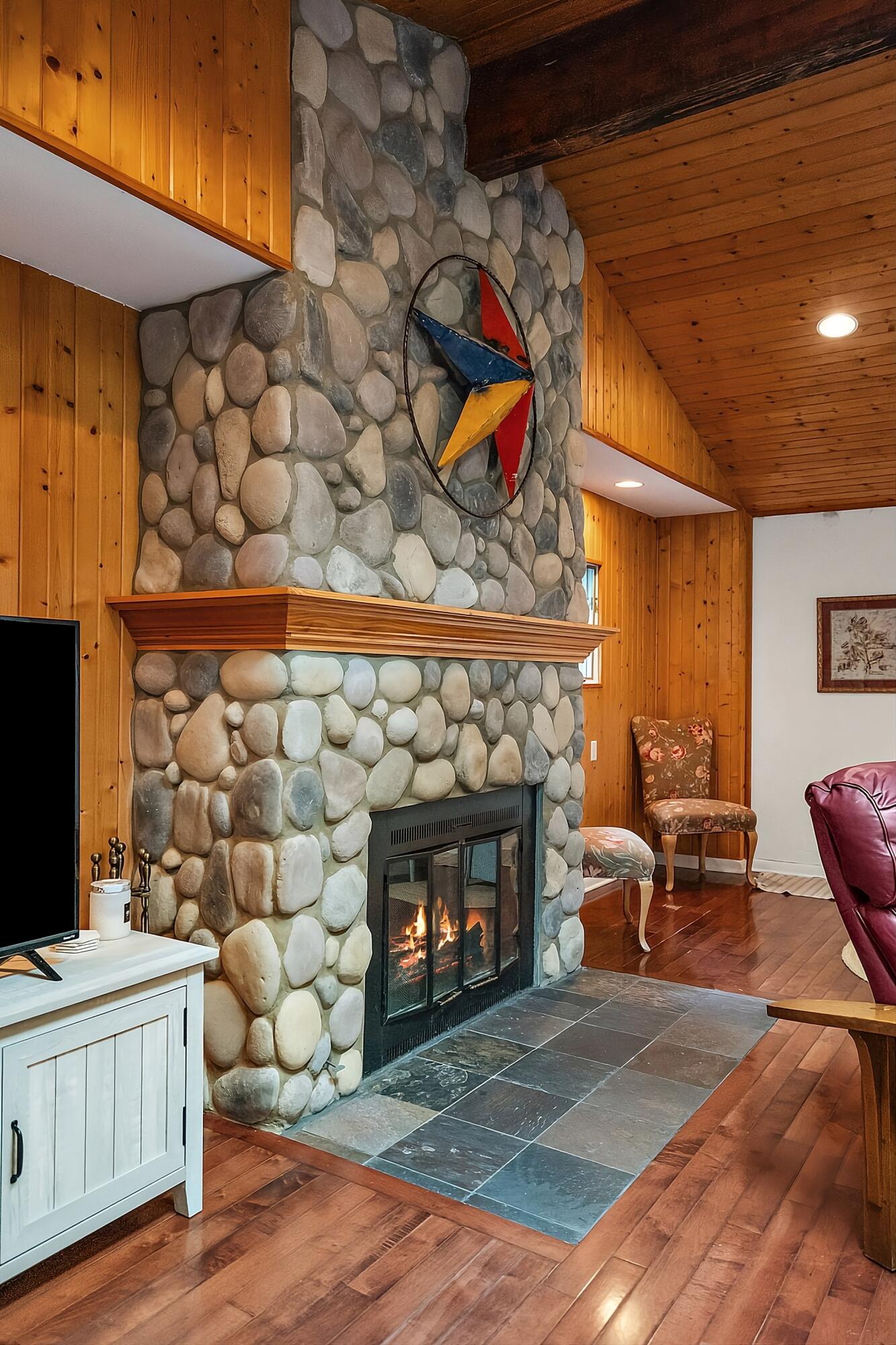 331 Oakland Drive, Michigan City, IN 46360; Image #4