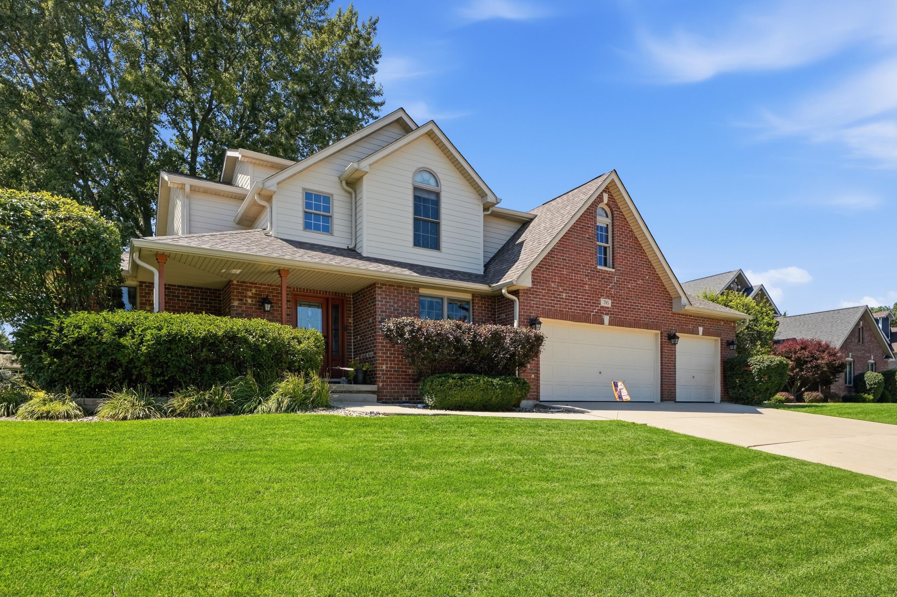 795 Morningside Court, Crown Point, IN 46307; Image #2
