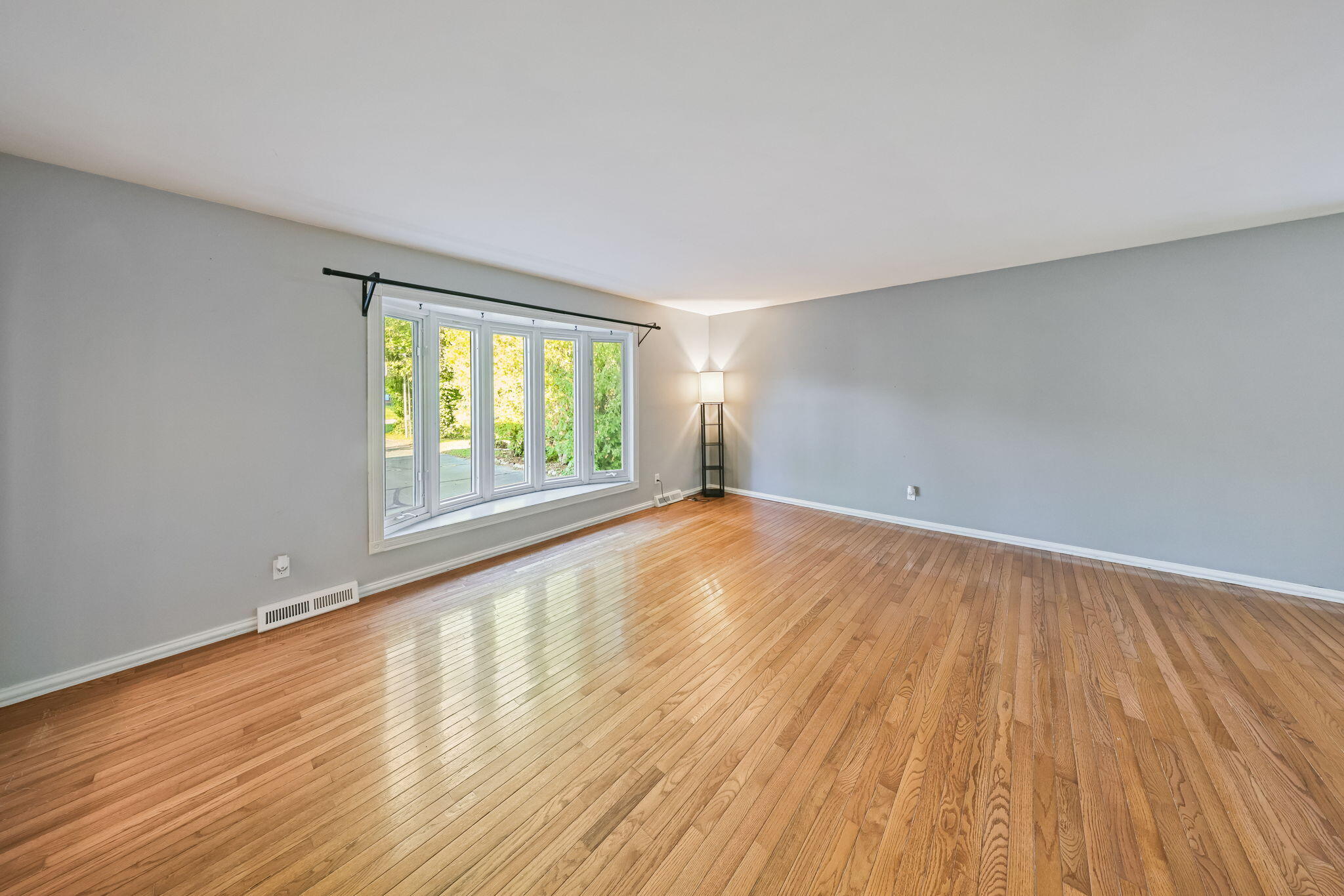 3869 Kingsway Drive, Crown Point, IN 46307; Image #3