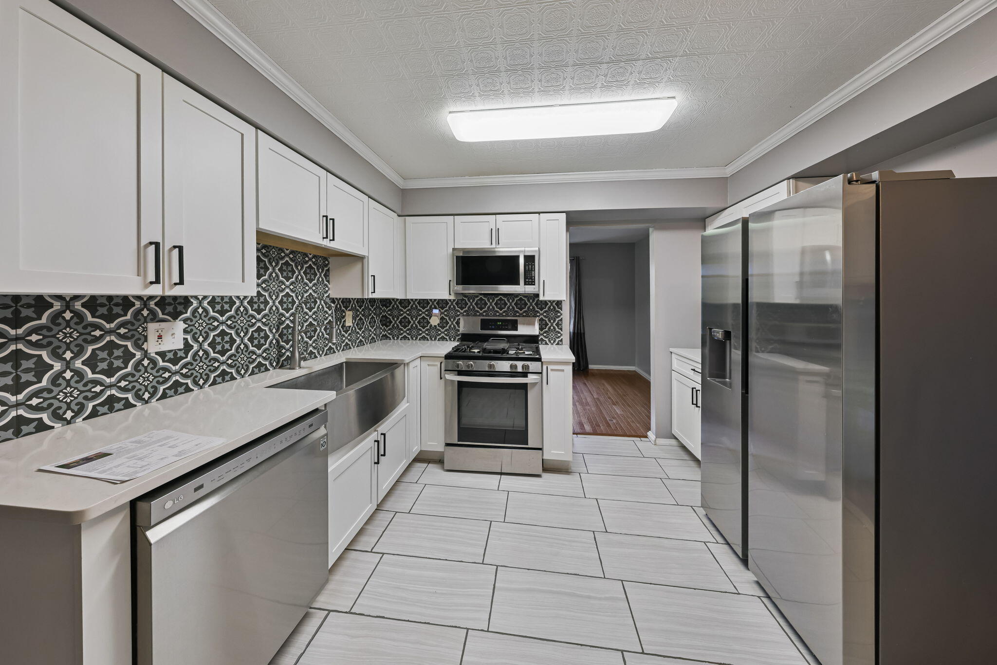 3869 Kingsway Drive, Crown Point, IN 46307; Image #9