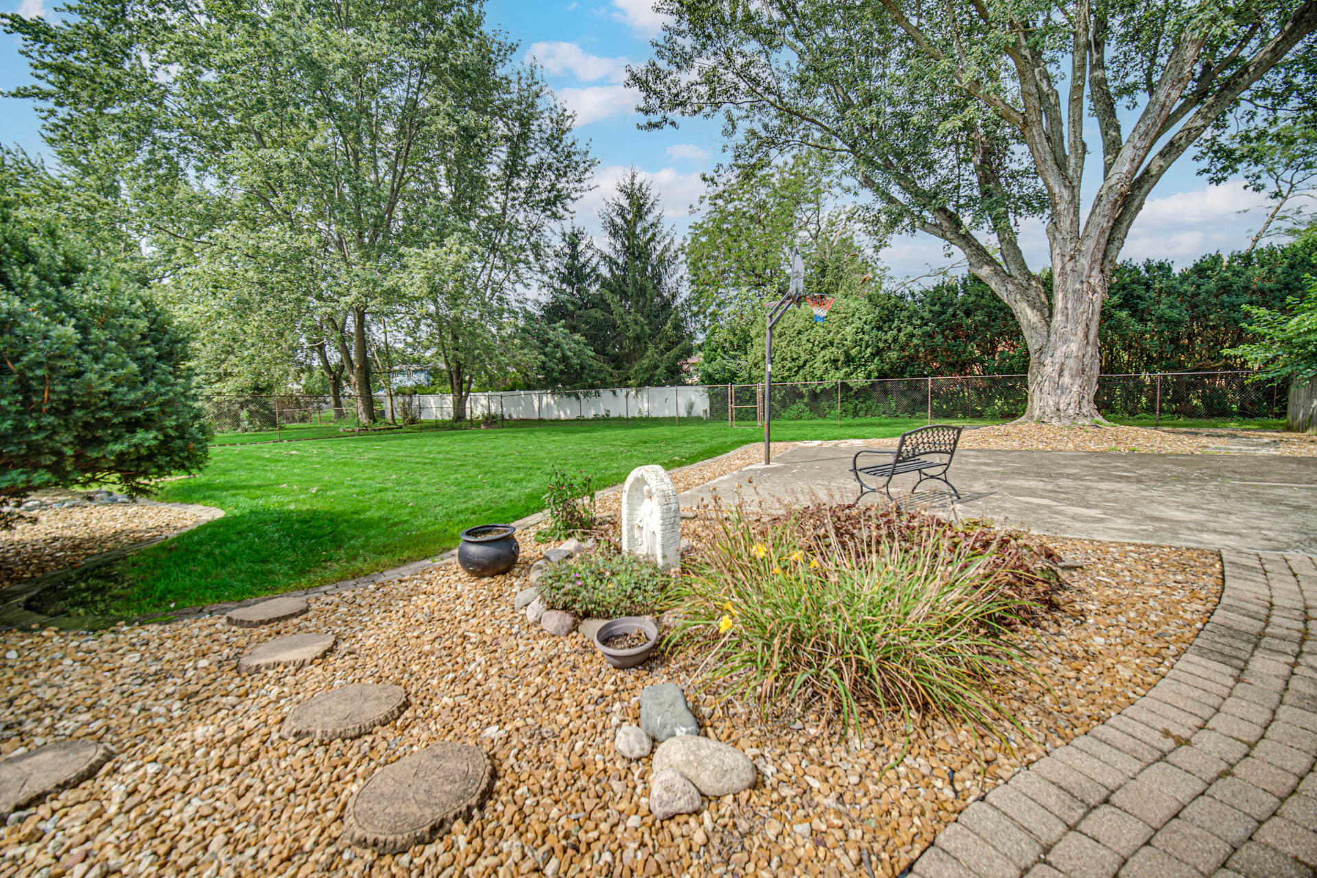 9776 W Oakridge Drive, St. John, IN 46373; Image #27