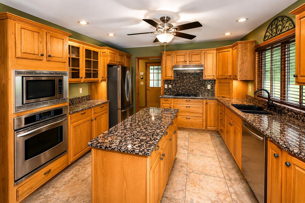 1004 W 18th Street, La Porte, IN 46350; Image #12