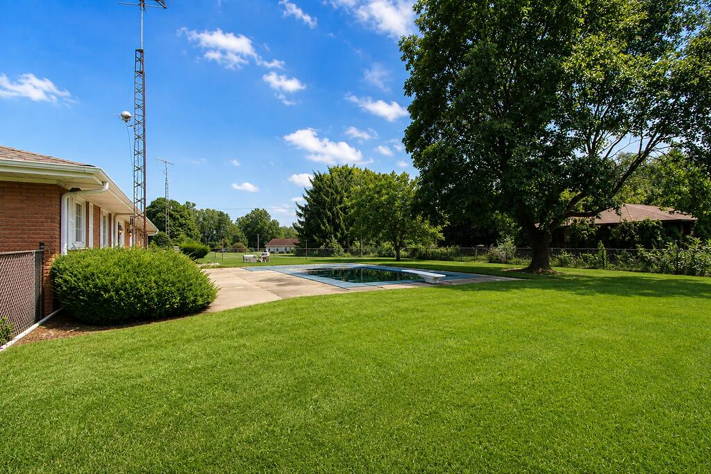 1004 W 18th Street, La Porte, IN 46350; Image #36