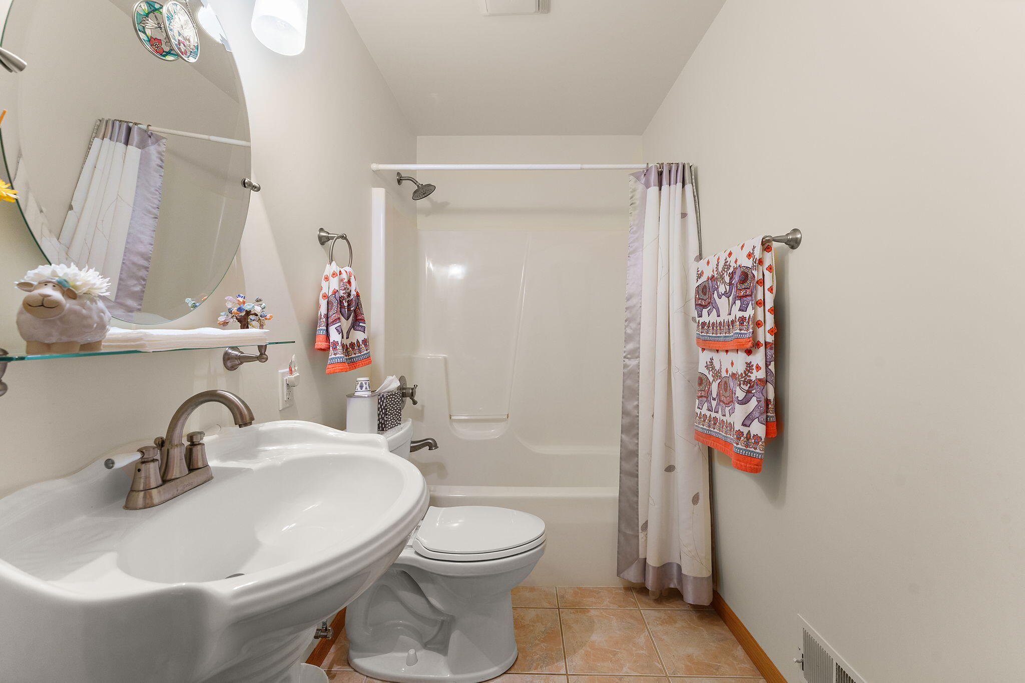 9021 Norris Drive, Hobart, IN 46342; Image #20