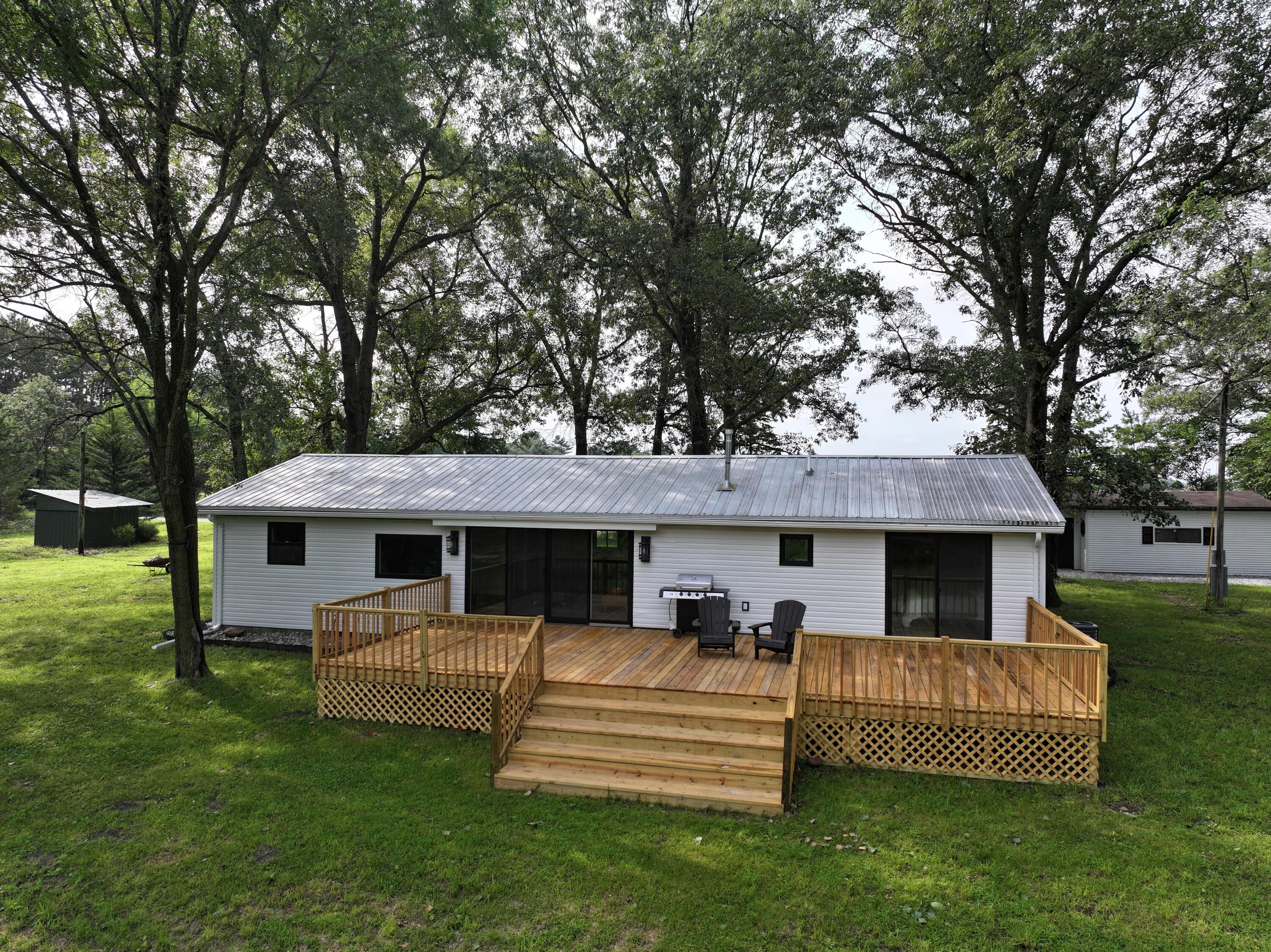 13054 W 300 N, Medaryville, IN 47957; Image #3