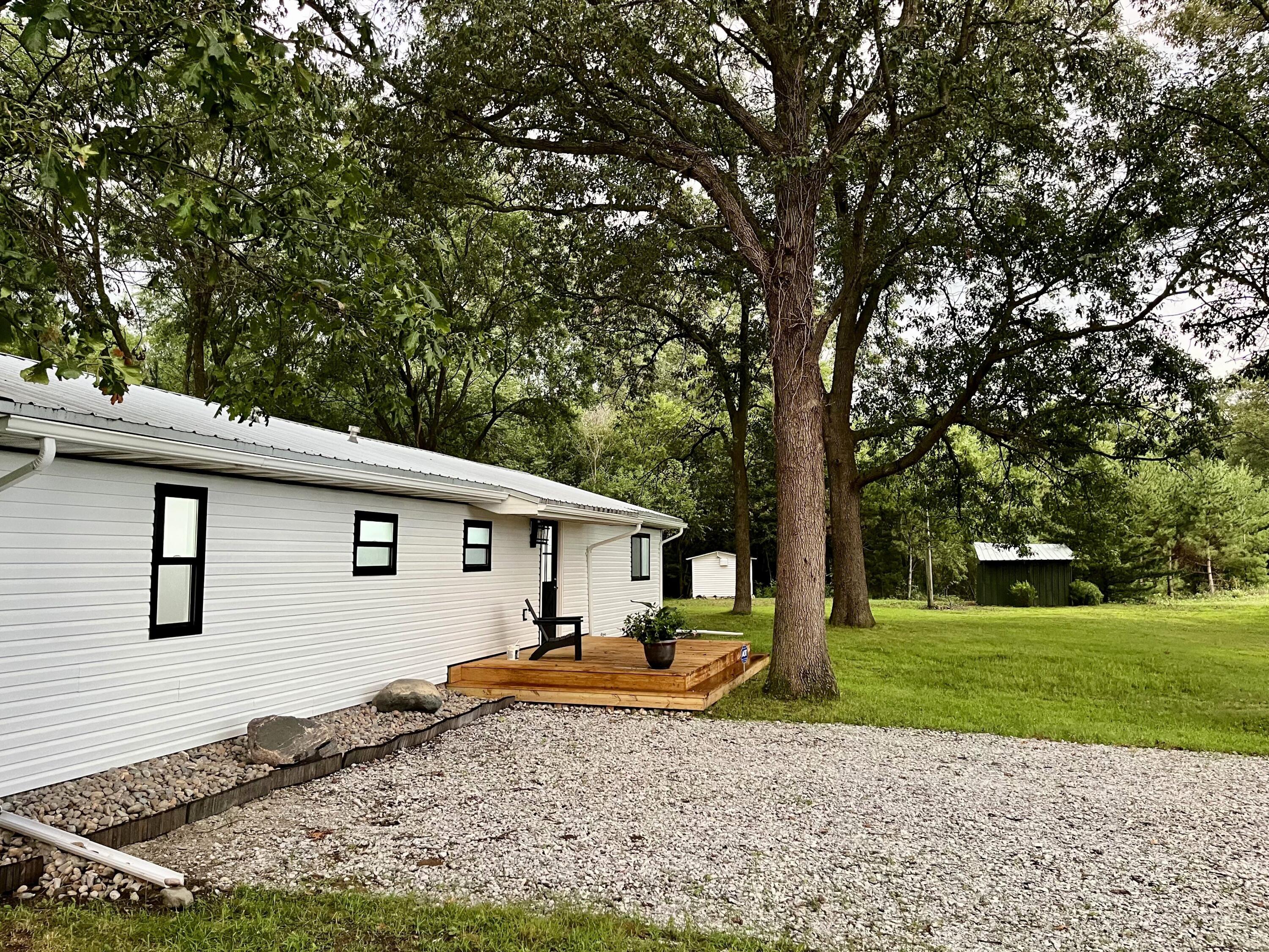 13054 W 300 N, Medaryville, IN 47957; Image #6