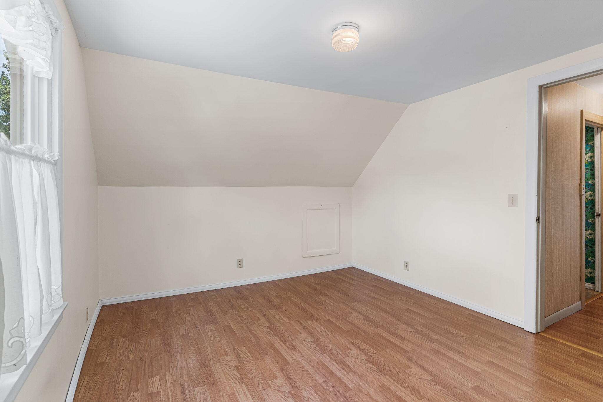 110 N George Street, North Judson, IN 46366; Image #18