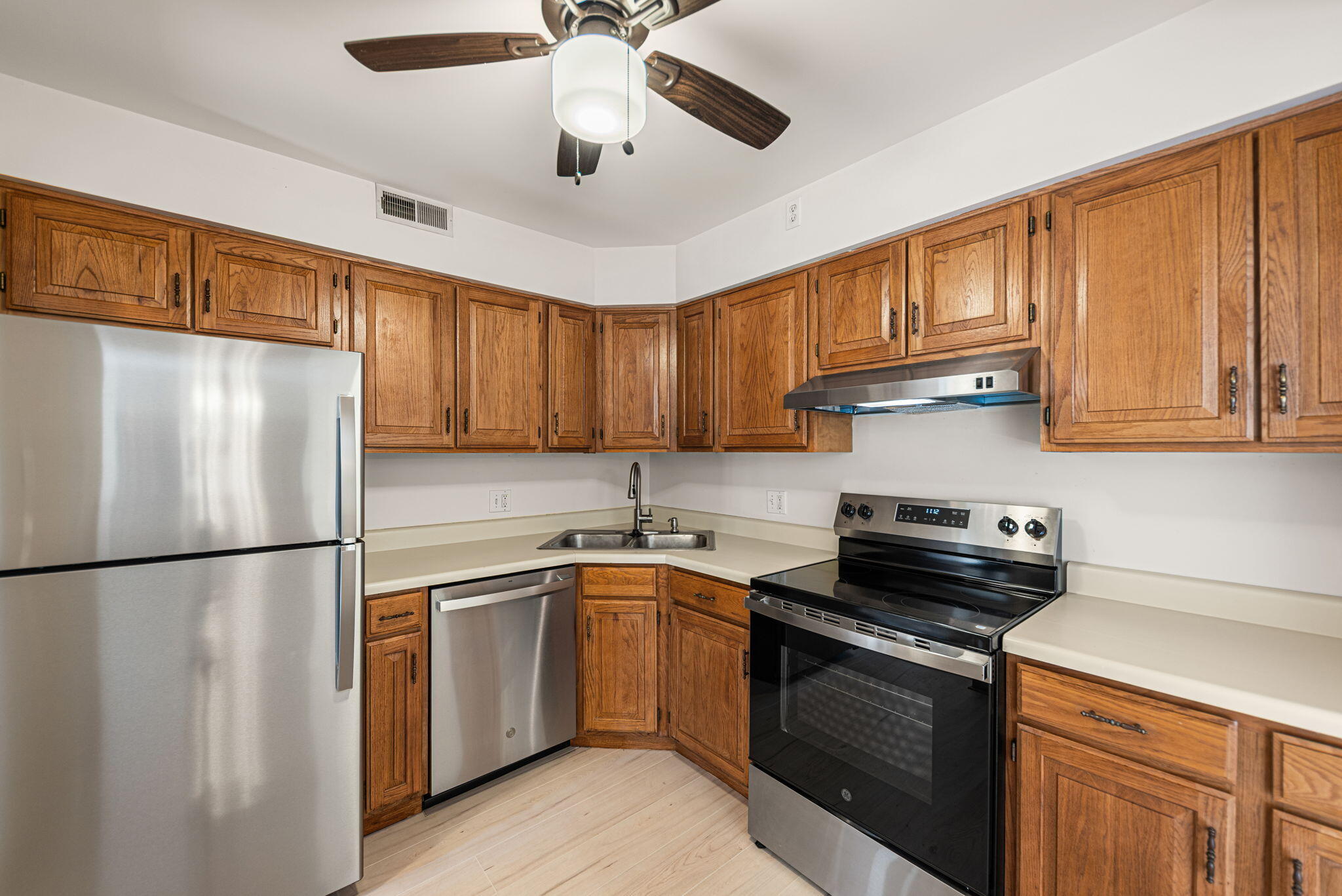 245 W Joliet Street, Schererville, IN #103, 46375; Image #8