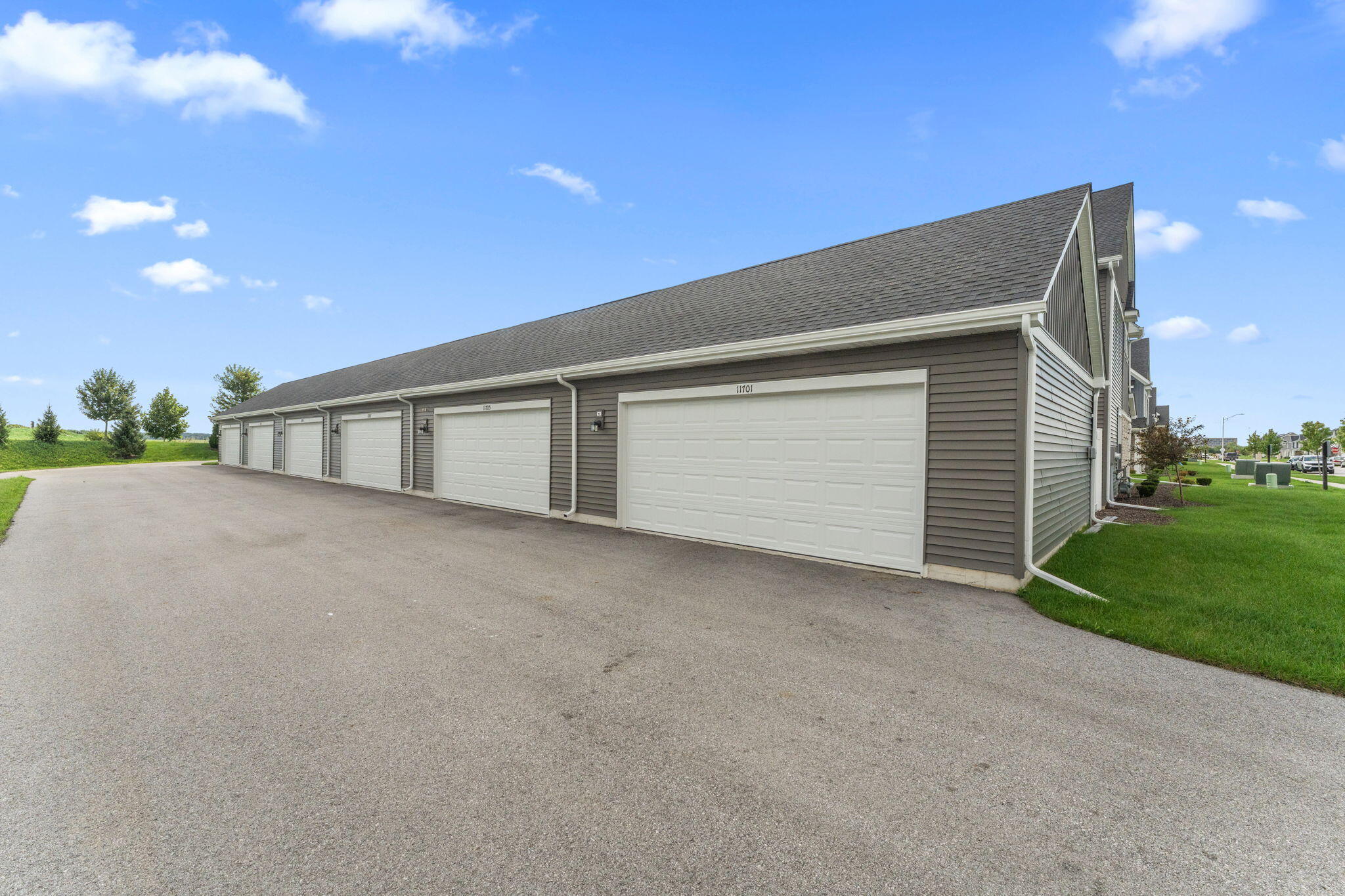 11701 Kentucky Street, Crown Point, IN 46307; Image #25