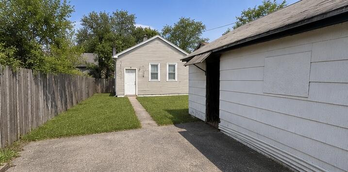 1084 E 36th Avenue, Gary, IN 46409; Image #7