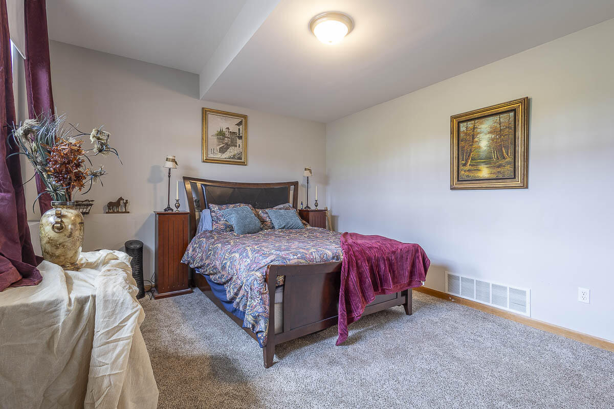 2715 Palladin Circle, Portage, IN 46368; Image #28