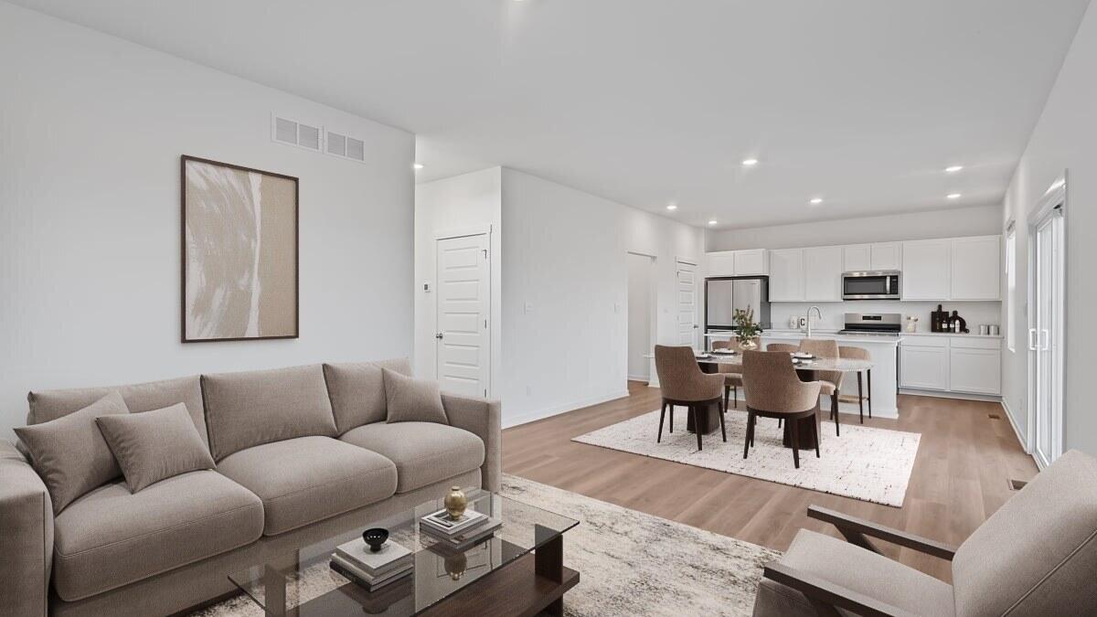 75 Maximillian Drive, Hobart, IN 46342; Image #3
