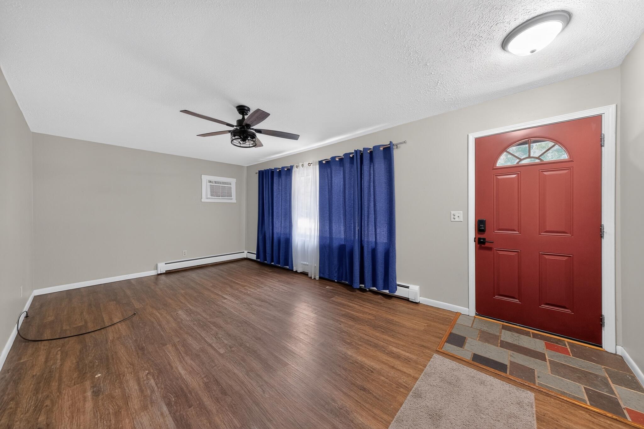 417 Cedar Street NW, DeMotte, IN 46310; Image #4