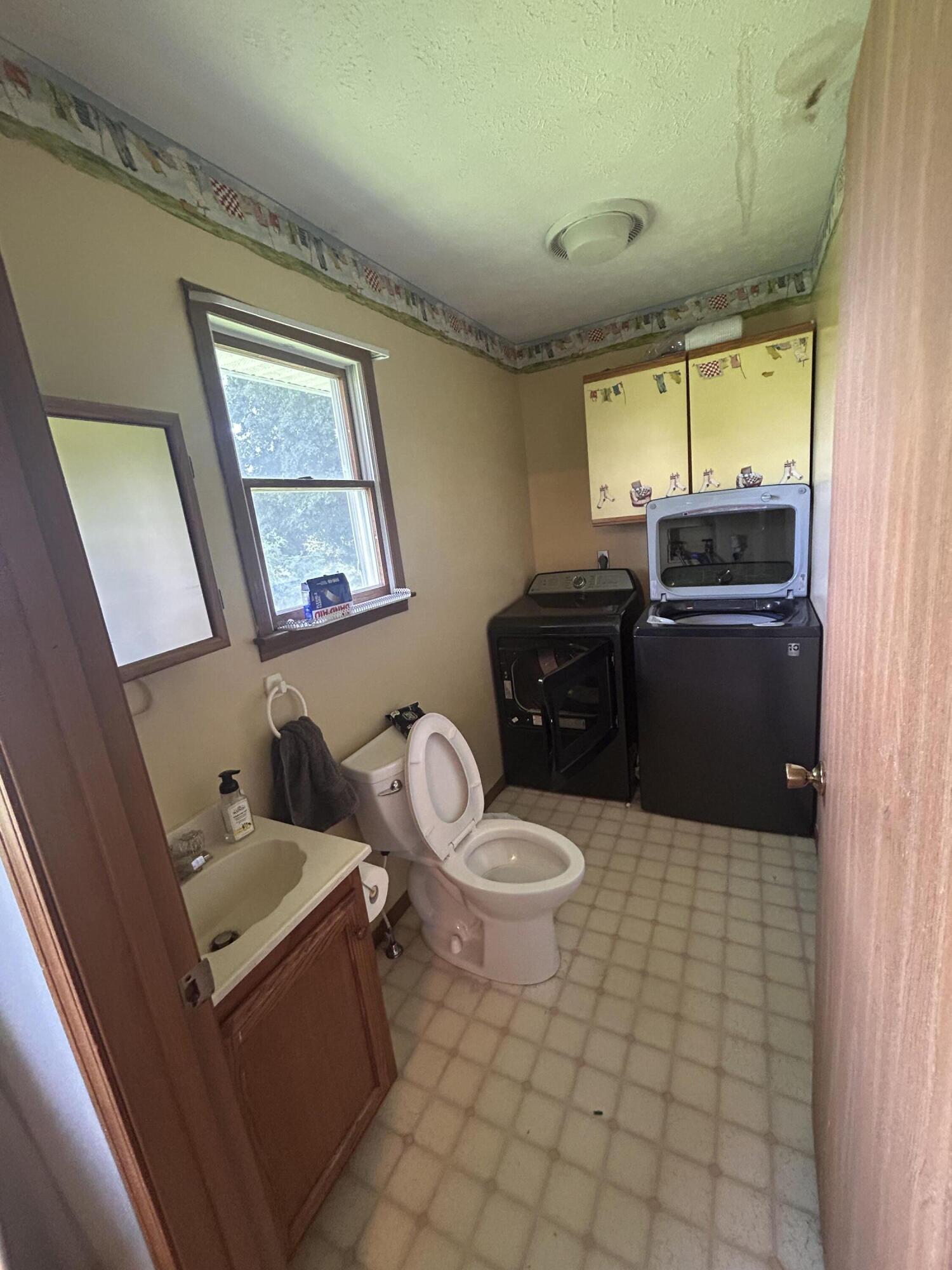 6212 Oxford, Brookville, IN 47012; Image #10