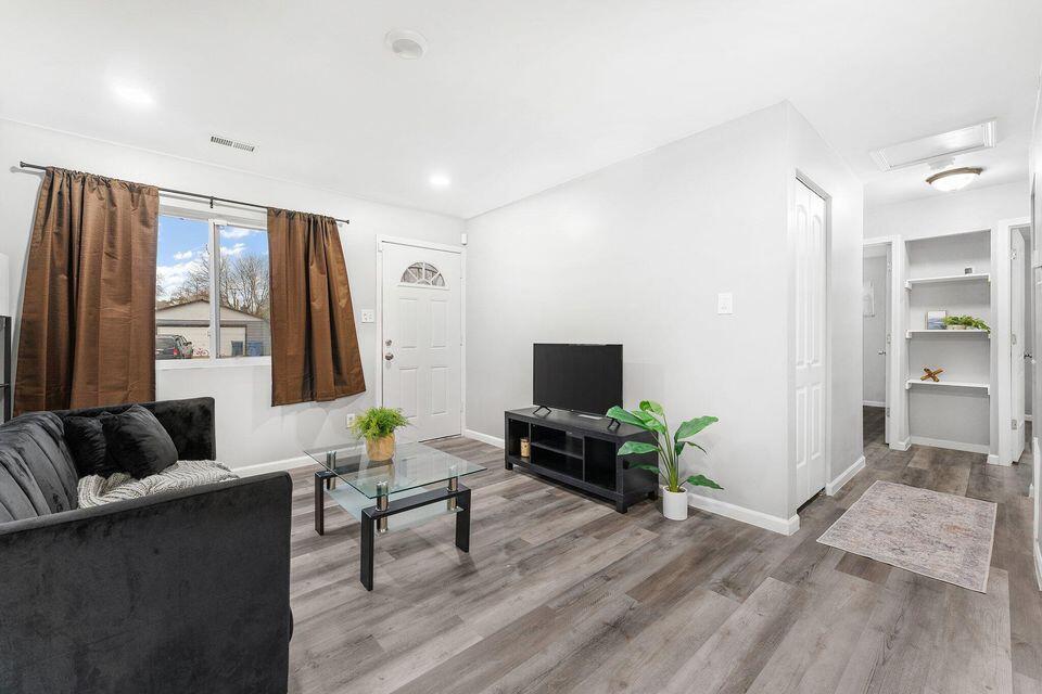 4138 W 20th Avenue, Gary, IN 46404; Image #3