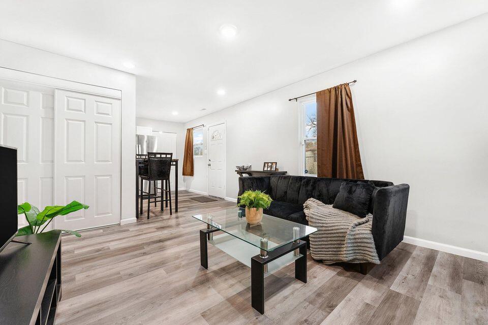 4138 W 20th Avenue, Gary, IN 46404; Image #4