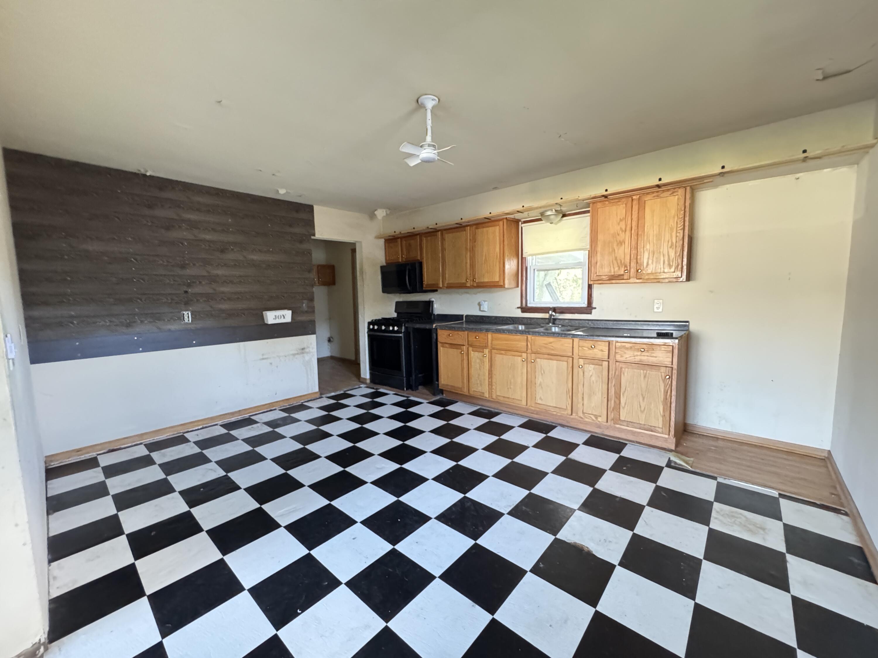 3028 Oakwood Street, Portage, IN 46368; Image #8