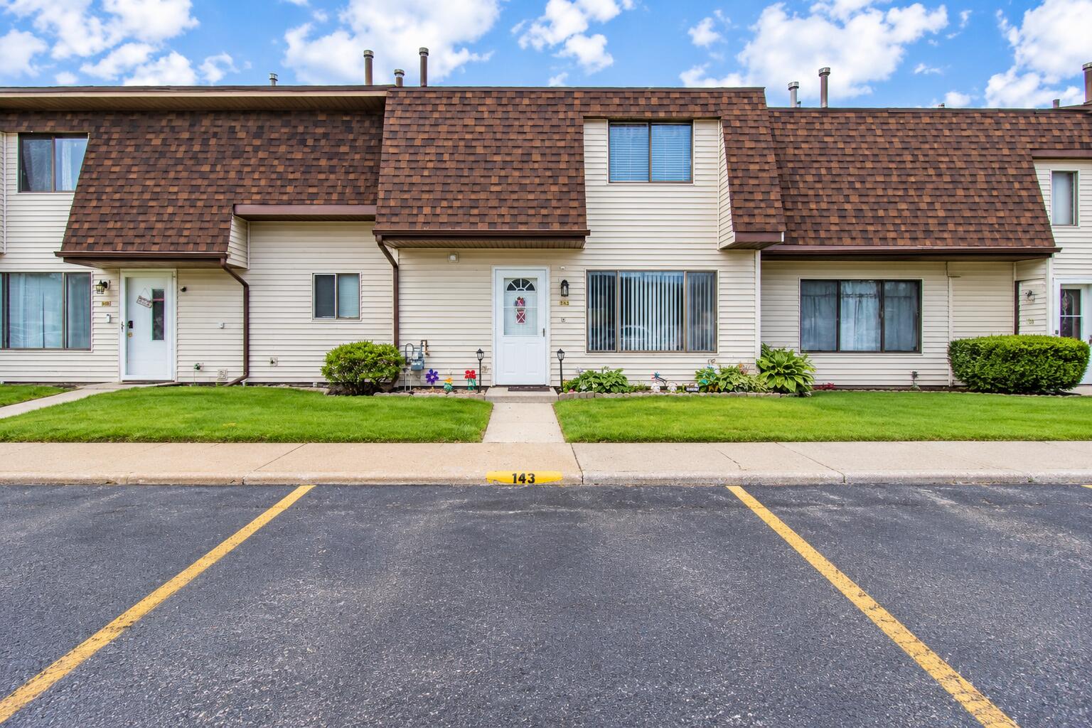 347 E 60th Drive, Merrillville, IN 46410; Image #2