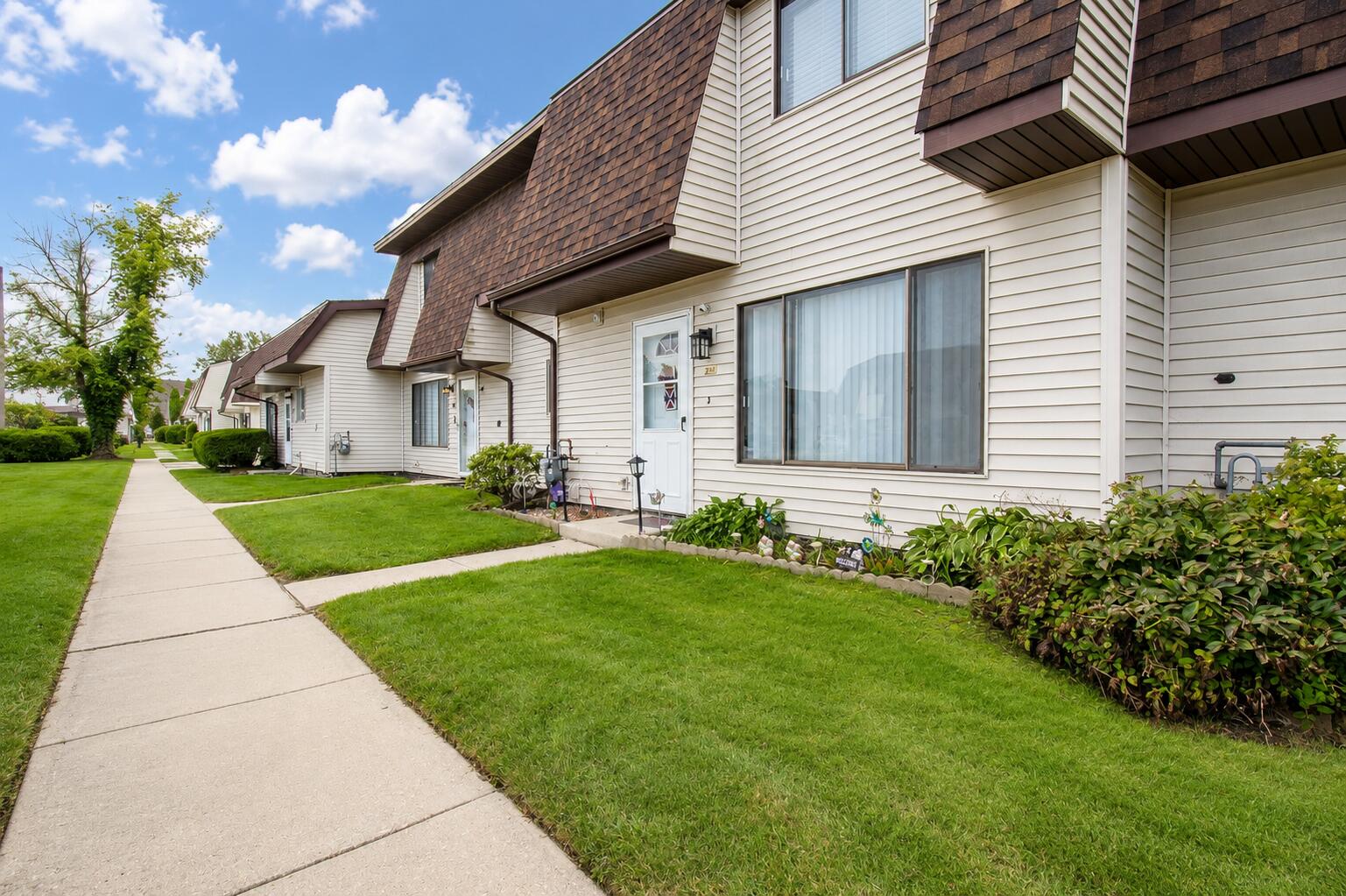 347 E 60th Drive, Merrillville, IN 46410; Image #4