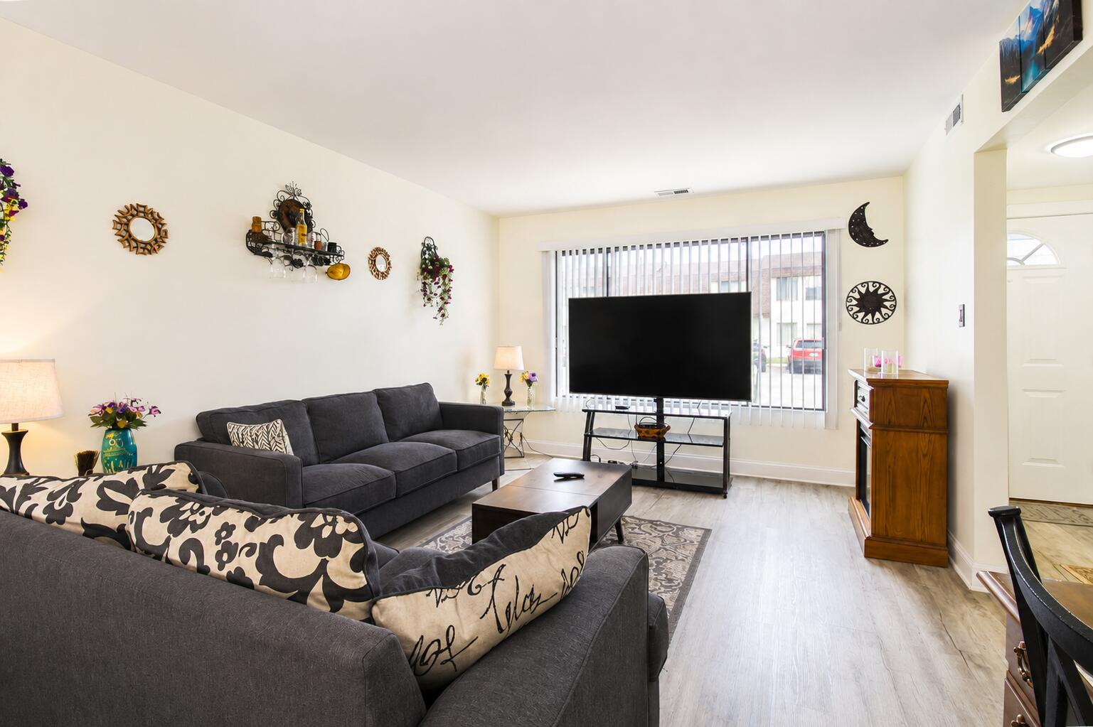 347 E 60th Drive, Merrillville, IN 46410; Image #5