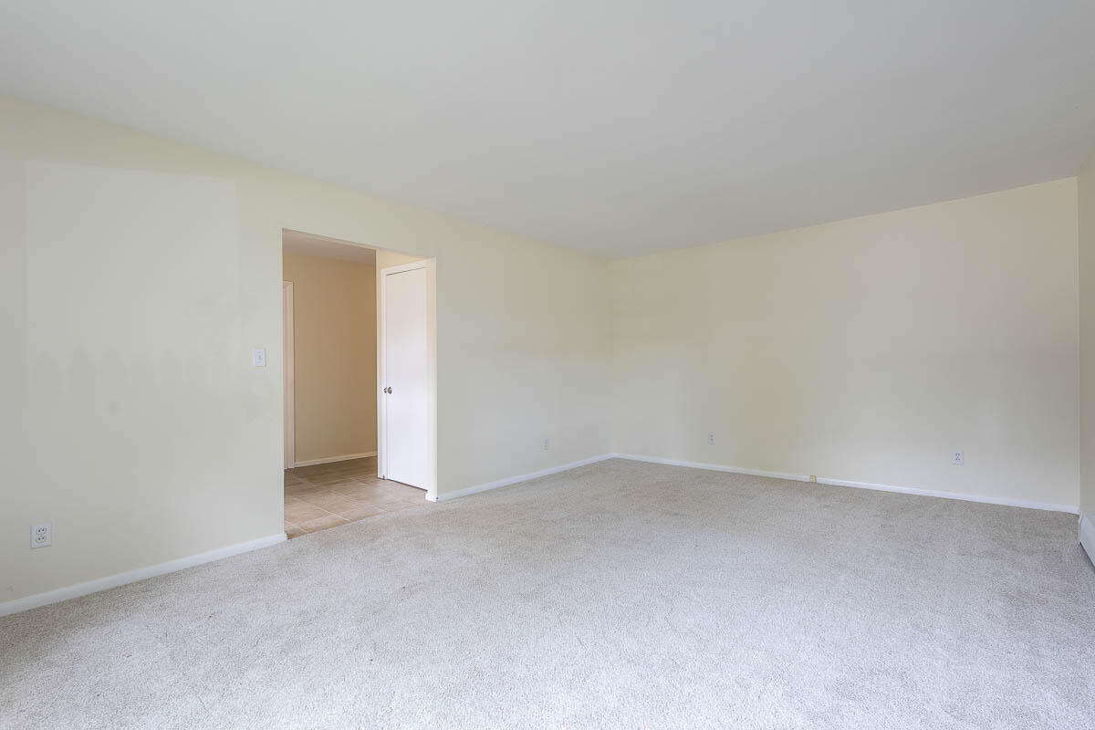 486 Park Avenue, Valparaiso, IN 46385; Image #11
