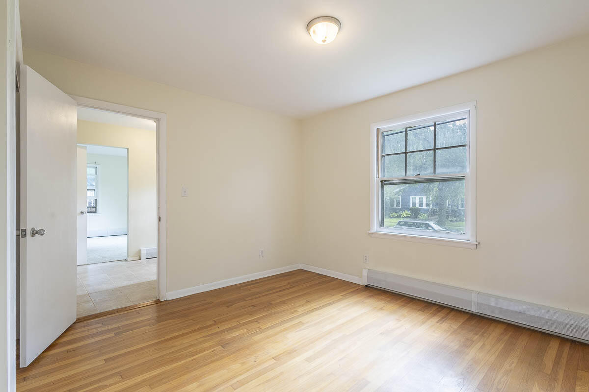 486 Park Avenue, Valparaiso, IN 46385; Image #16