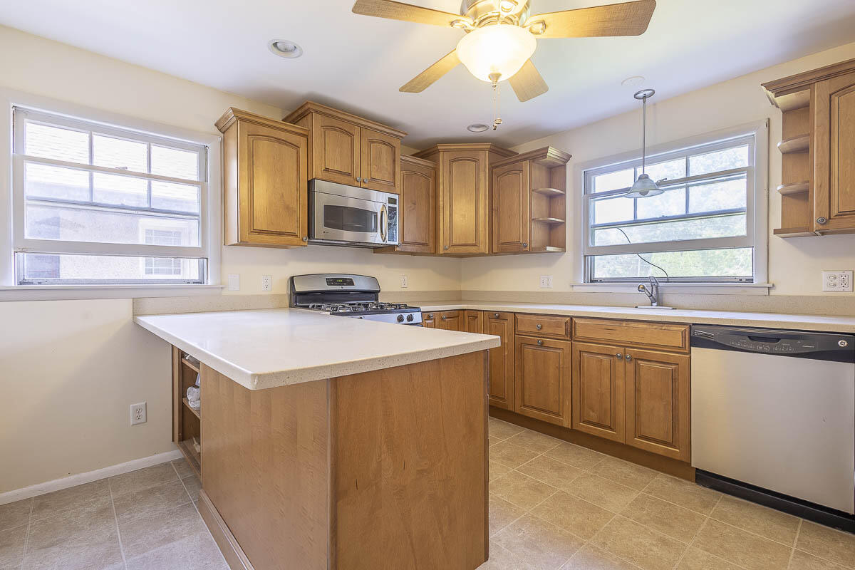 486 Park Avenue, Valparaiso, IN 46385; Image #21