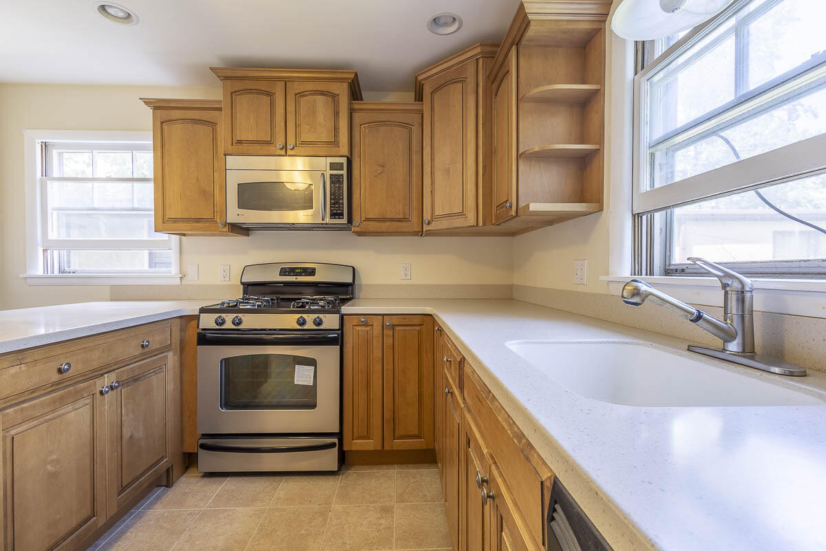 486 Park Avenue, Valparaiso, IN 46385; Image #23