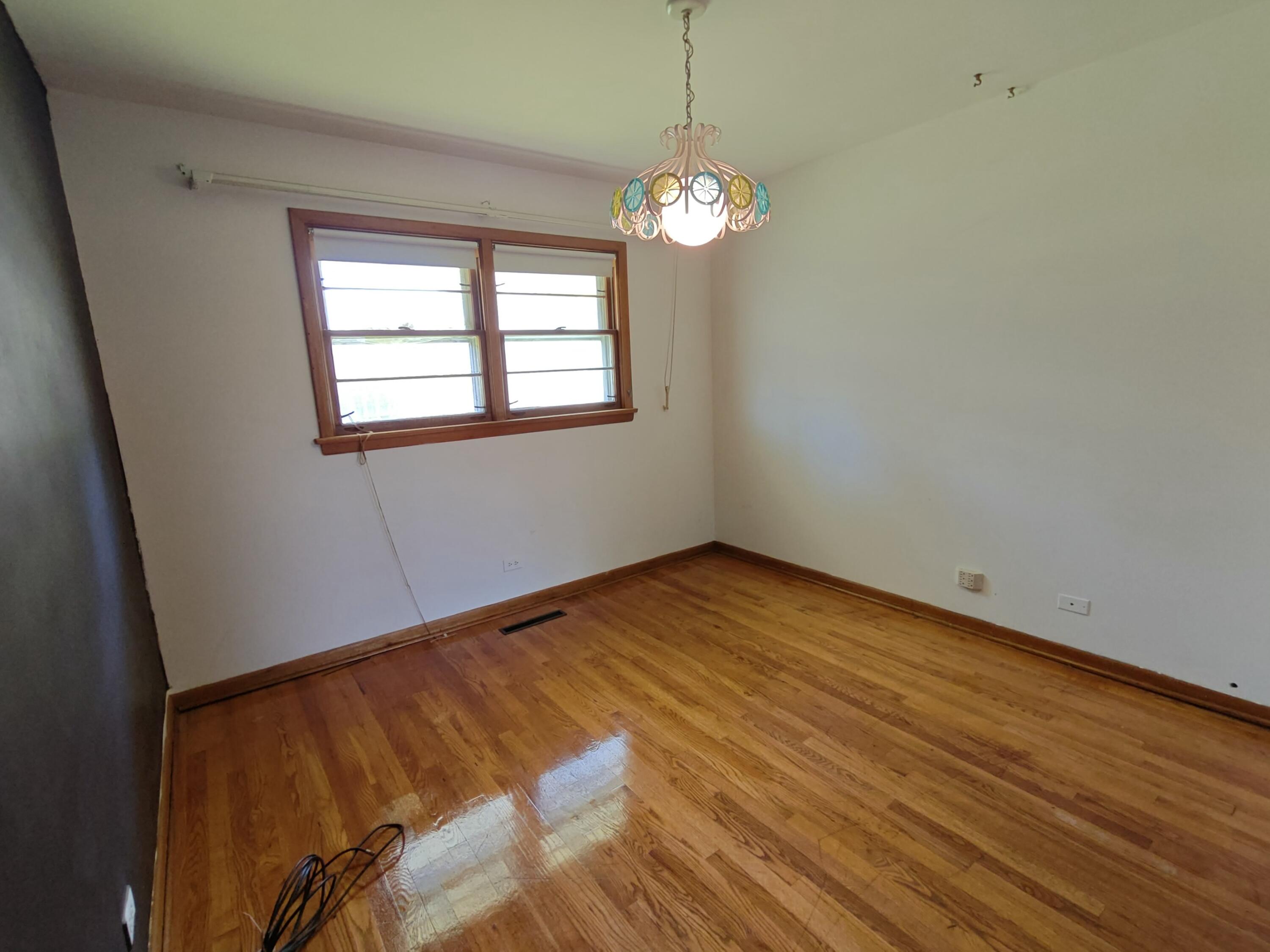 430 E 54th Avenue, Merrillville, IN 46410; Image #12