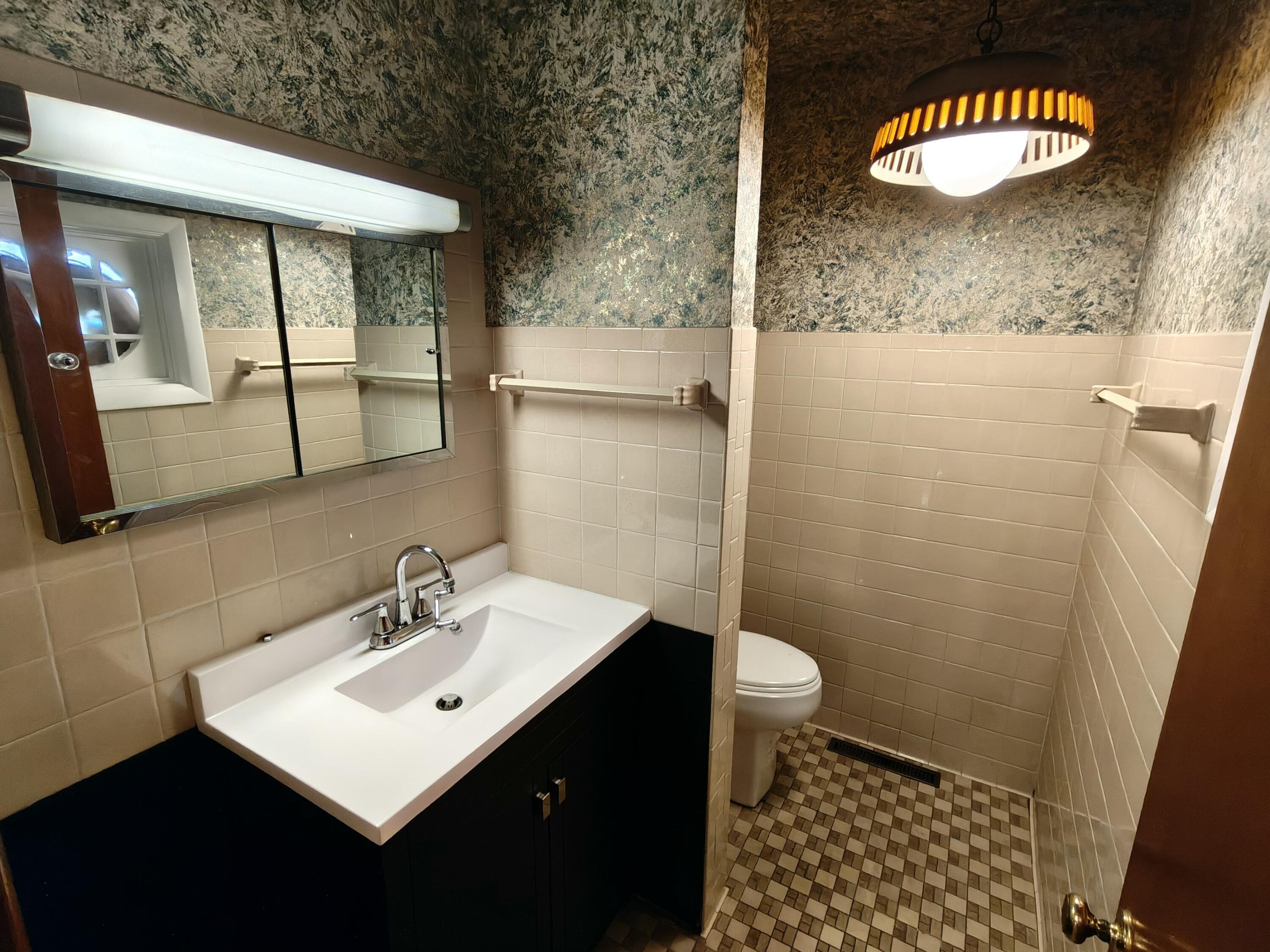 430 E 54th Avenue, Merrillville, IN 46410; Image #13